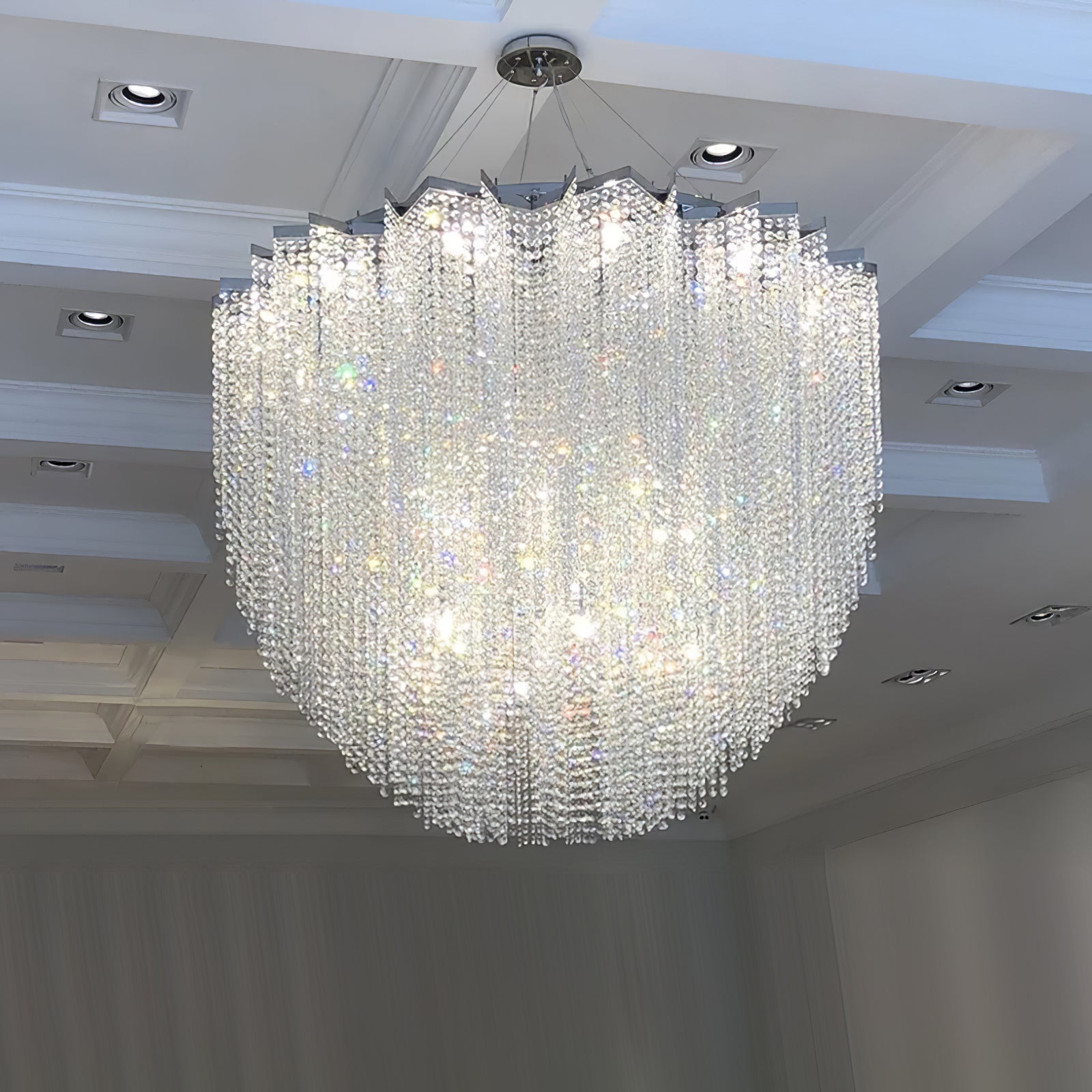 Zashayra Crystal Column Chandelier - Blowlighting