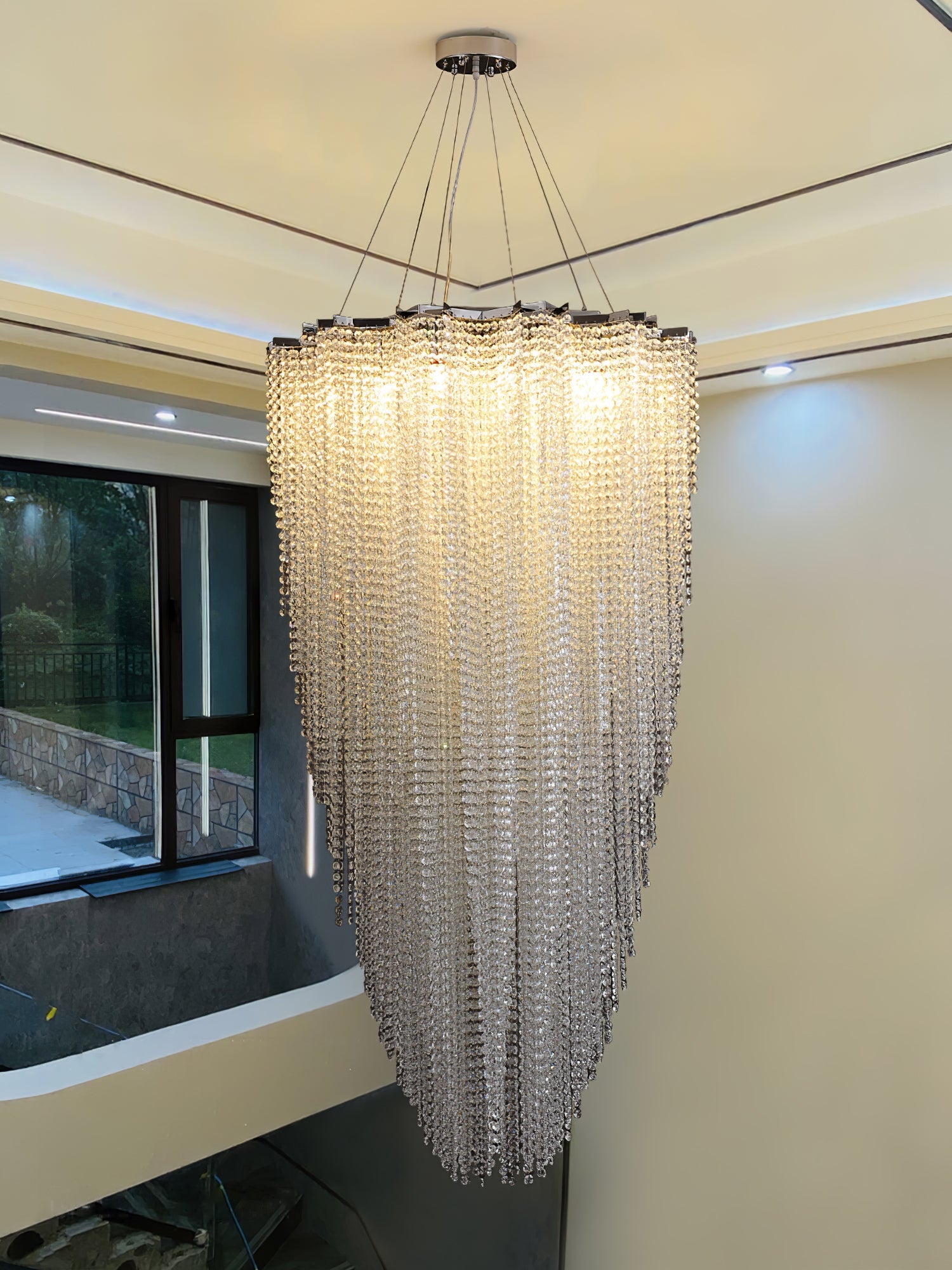 Zashayra Crystal Column Chandelier - Blowlighting