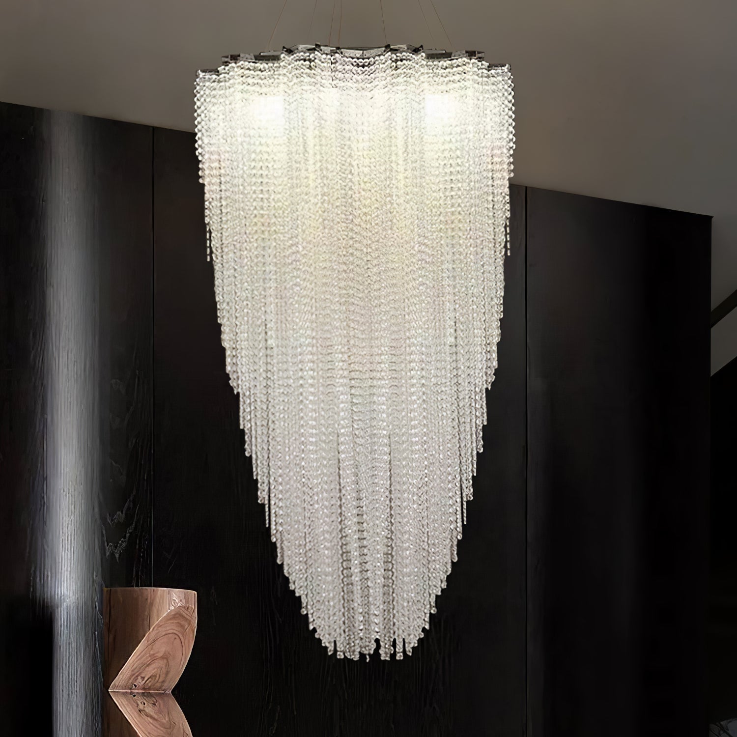 Zashayra Crystal Column Chandelier - Blowlighting