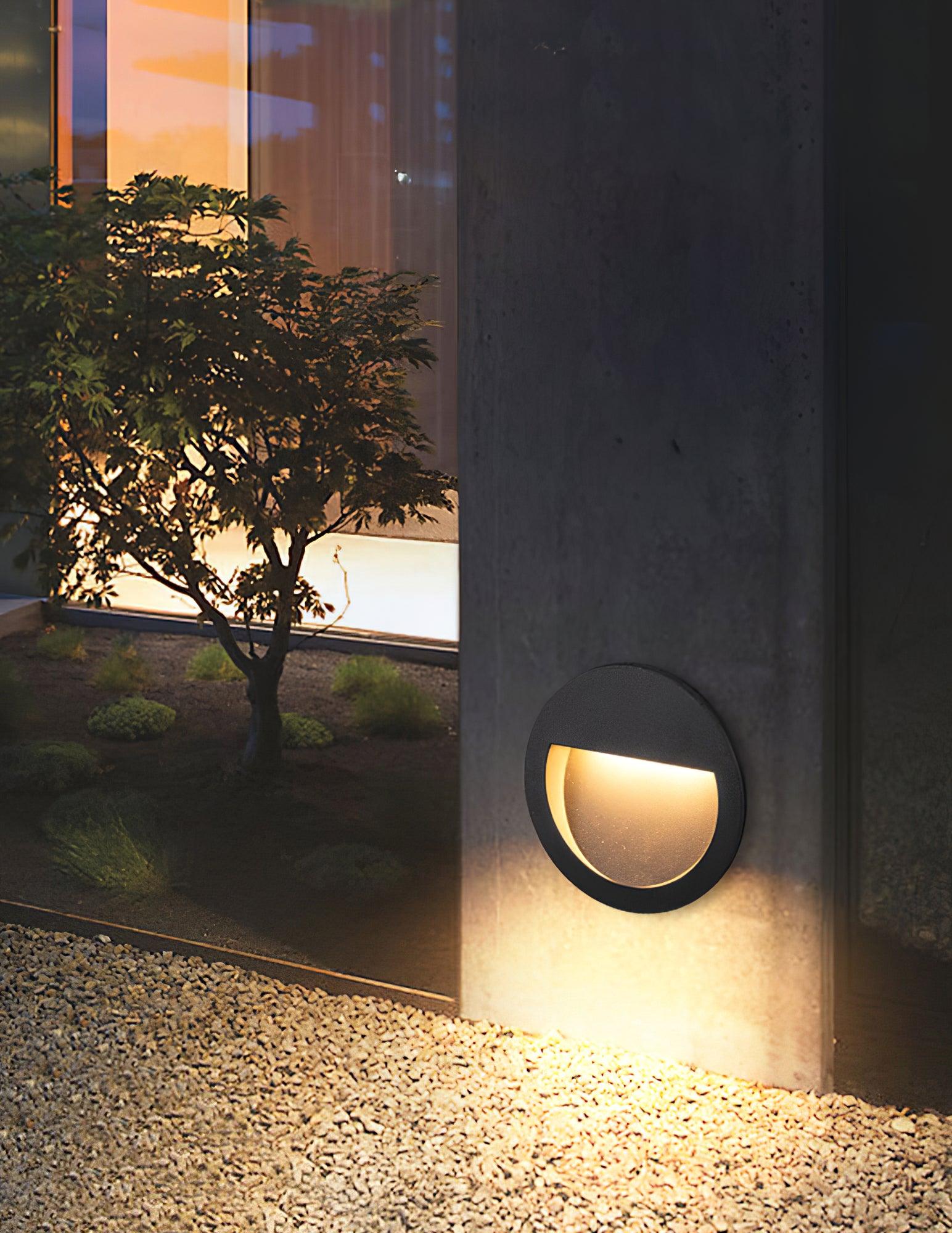 Step And Wall Light - Blowlighting