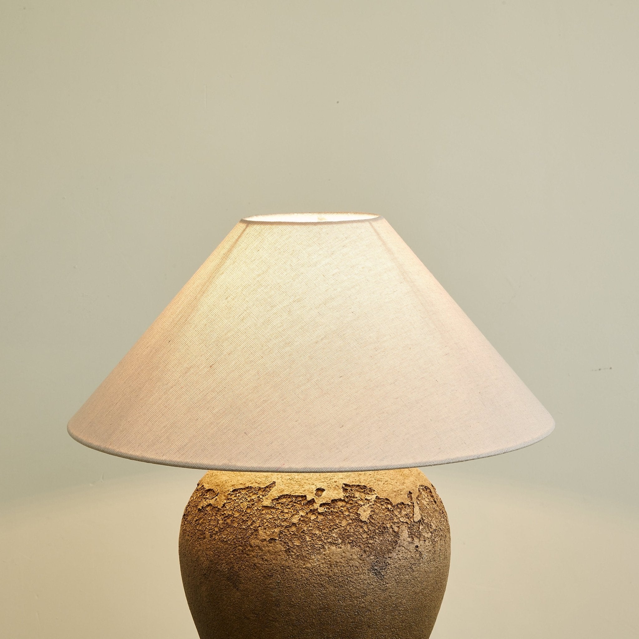 Stoneveil Table Lamp - Blowlighting