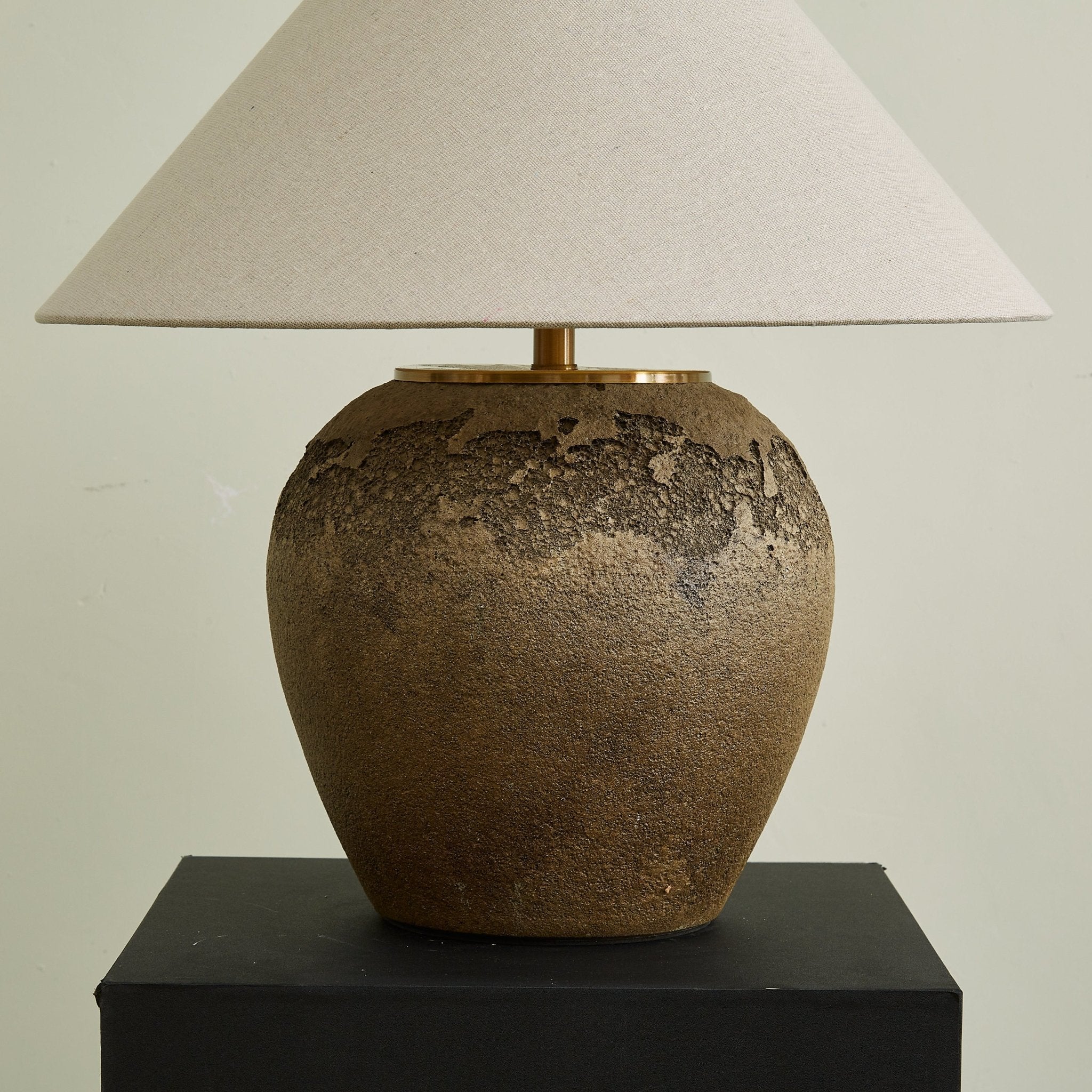 Stoneveil Table Lamp - Blowlighting