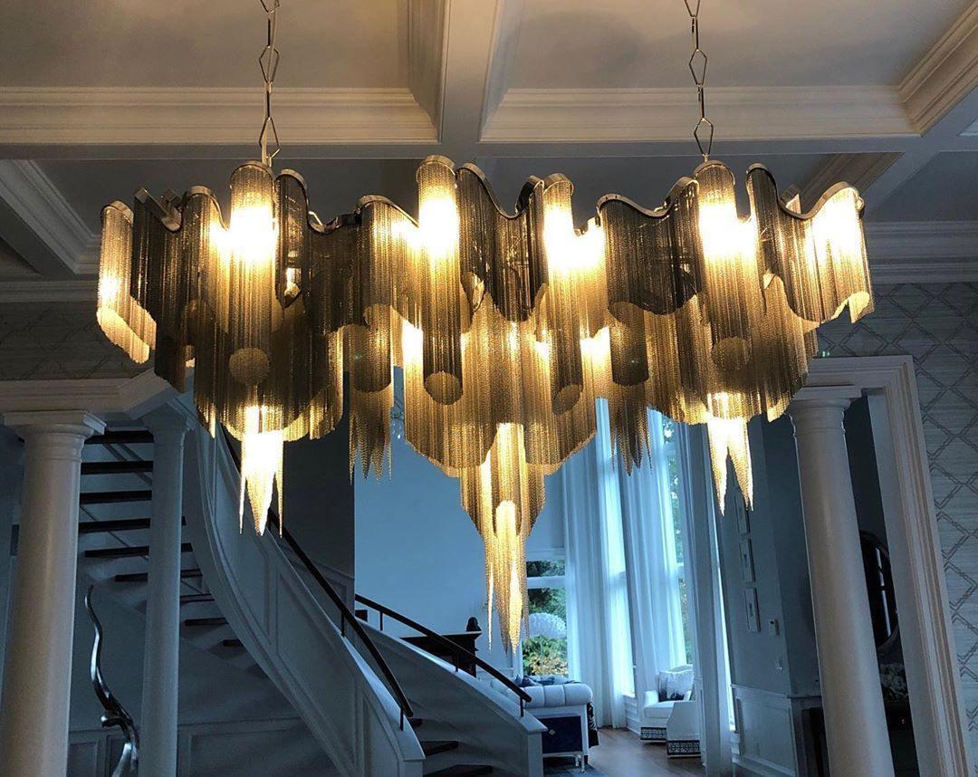 Stream Chain Chandelier - Blowlighting