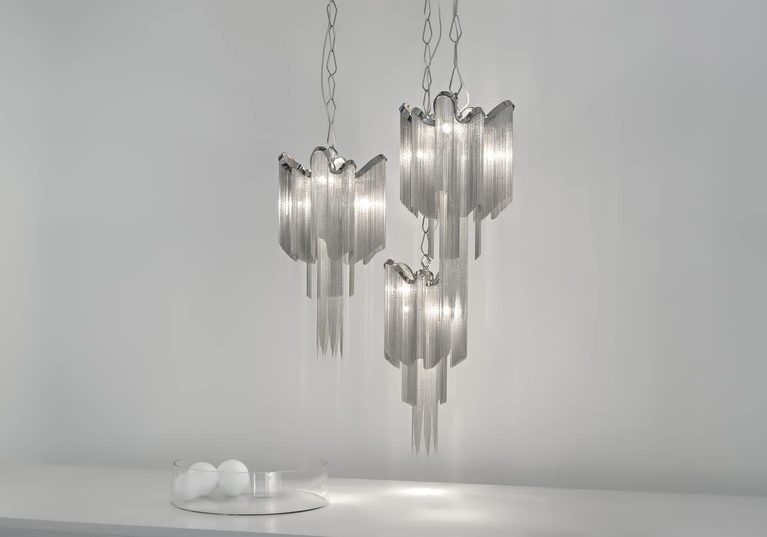 Stream Chain Chandelier - Blowlighting