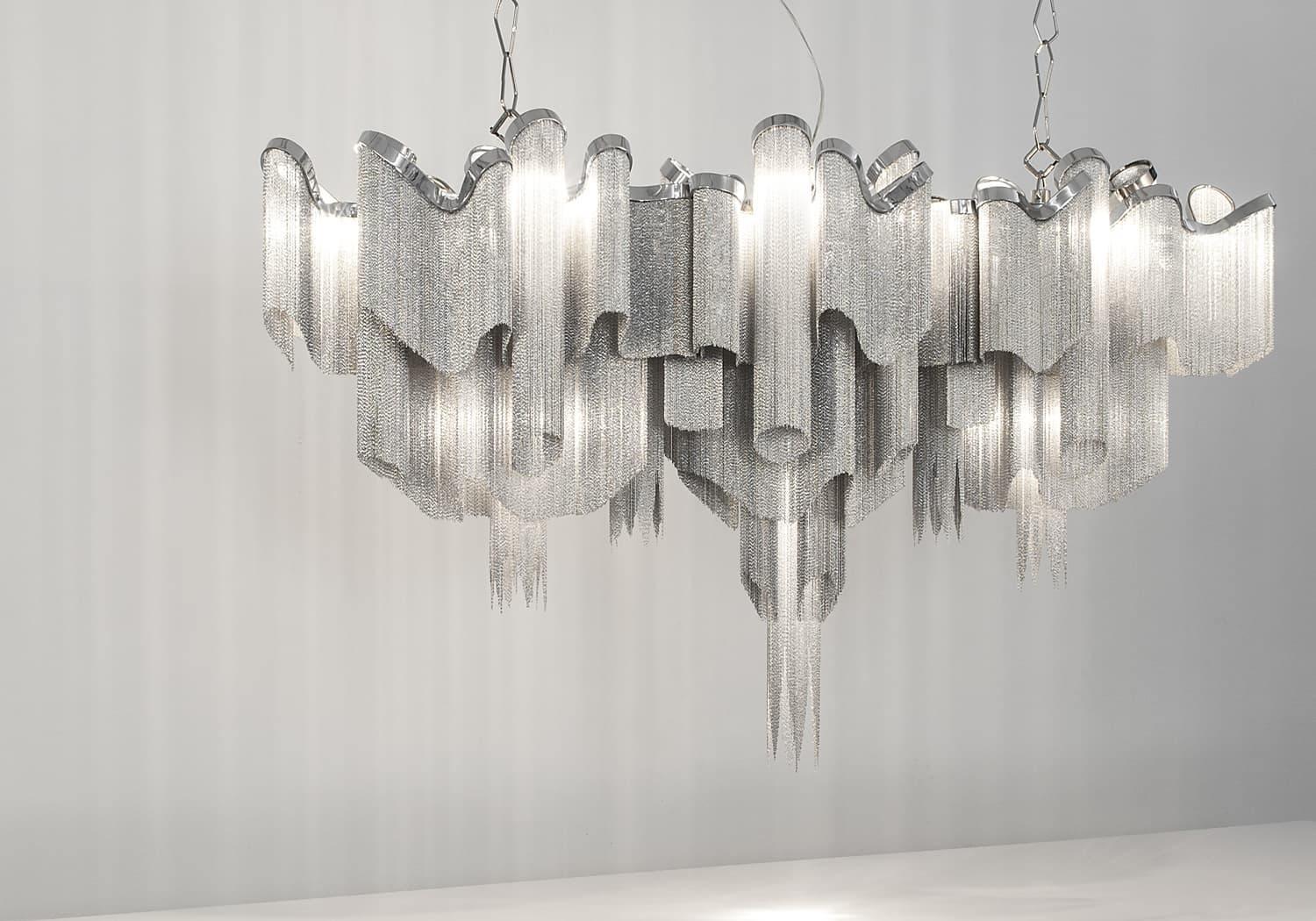 Stream Chain Chandelier - Blowlighting