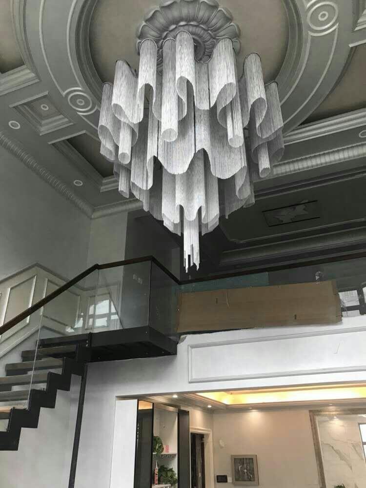 Stream Chain Chandelier - Blowlighting