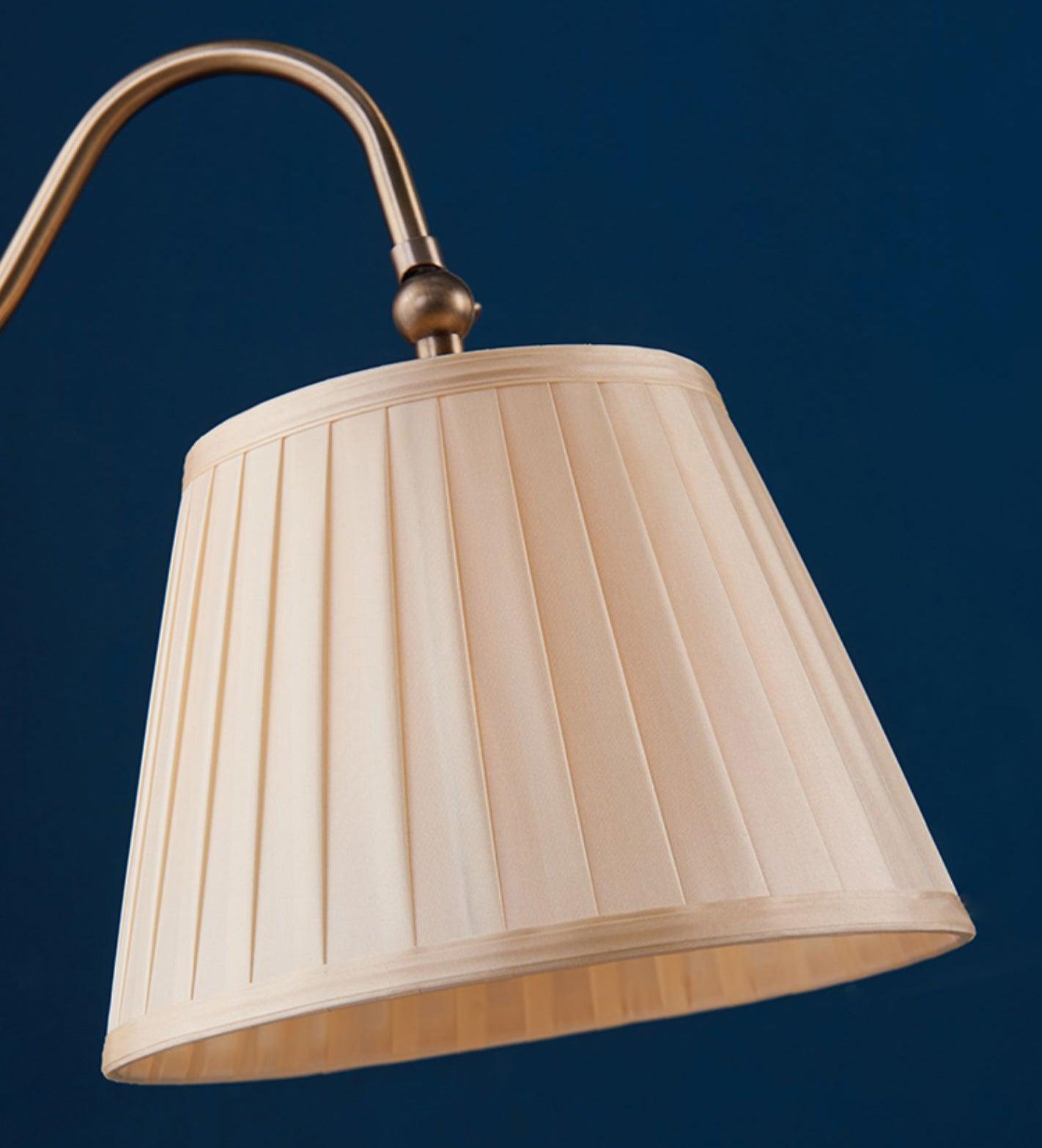 Suffolk Table Lamp - Blowlighting