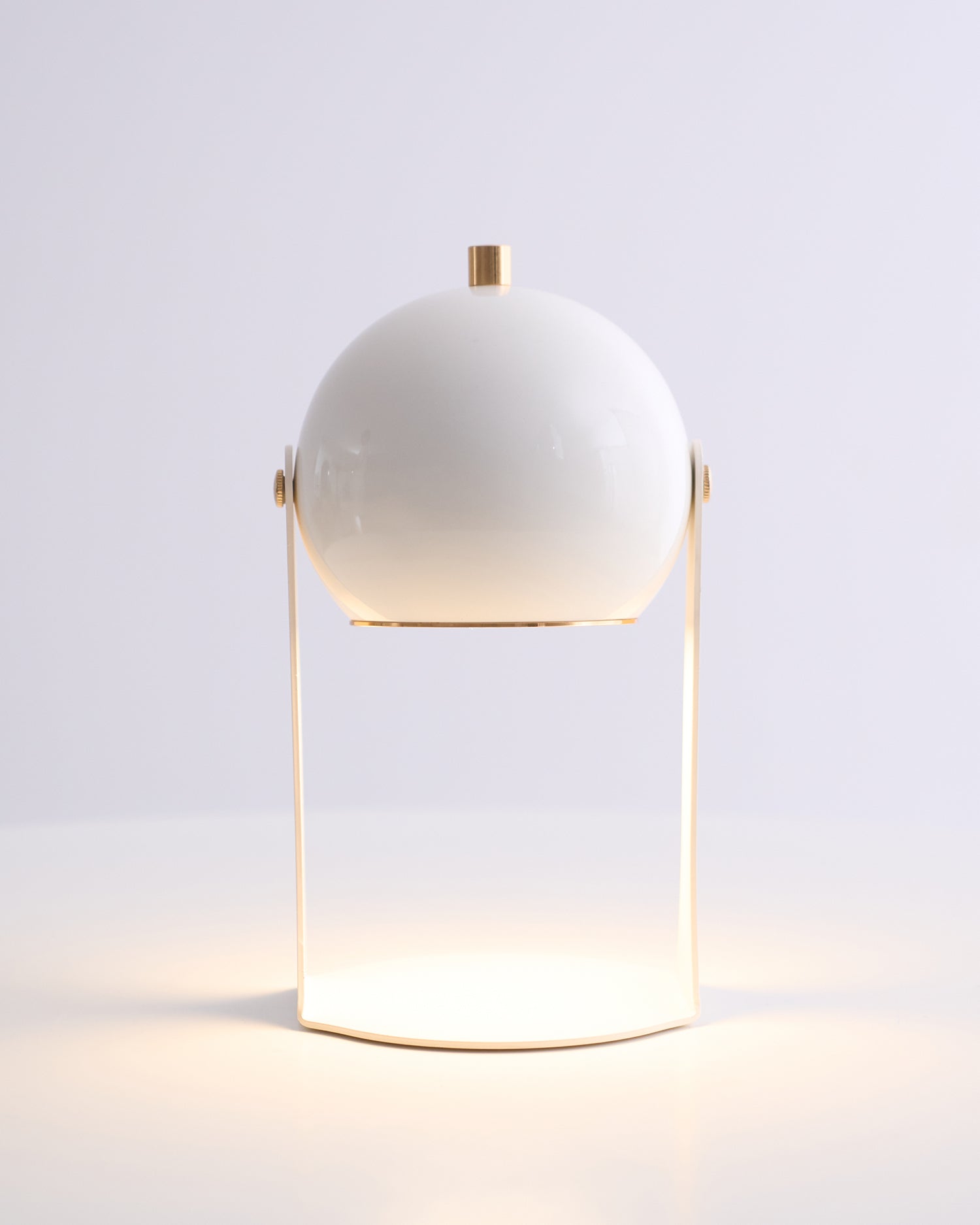 Svejk Table Lamp - Blowlighting