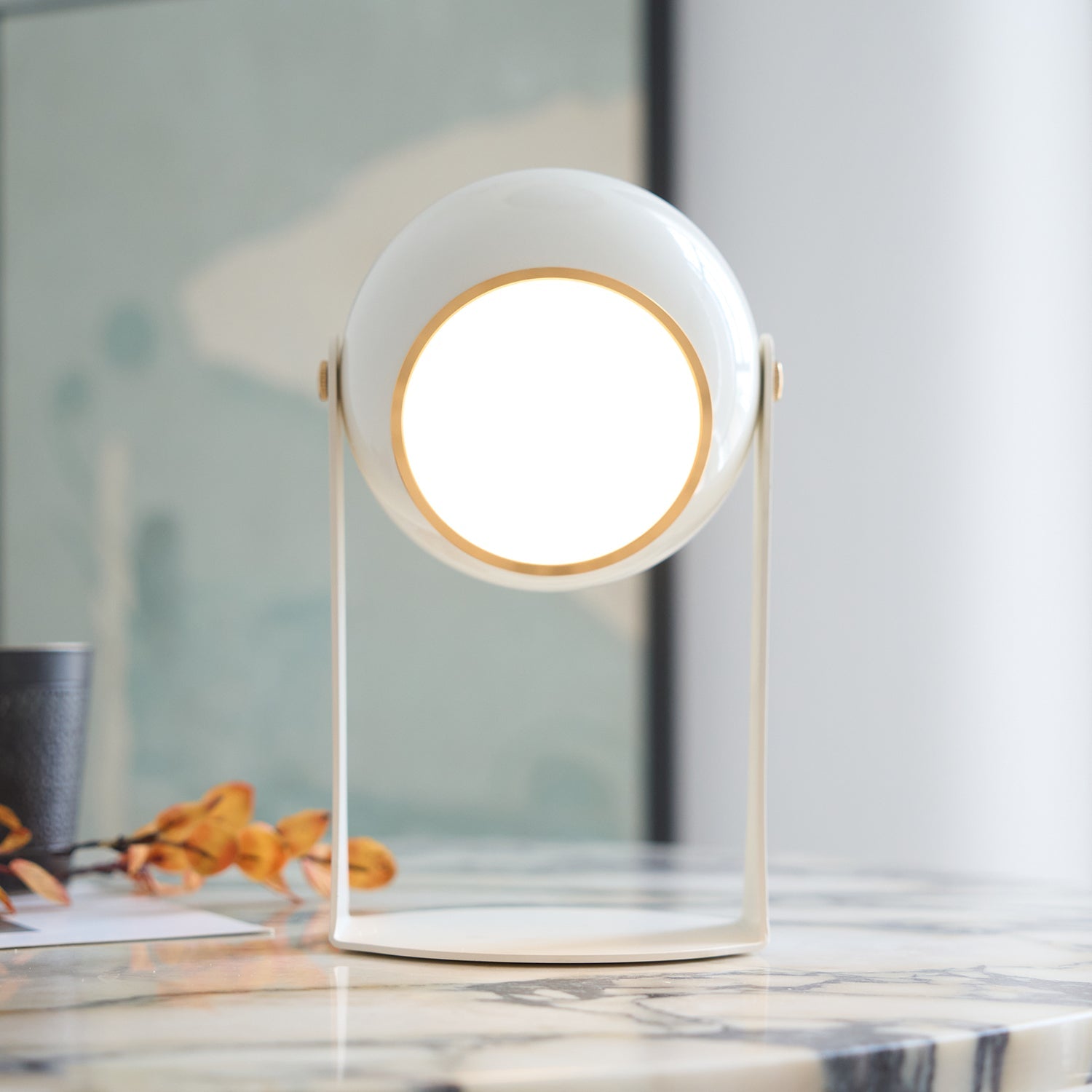 Svejk Table Lamp - Blowlighting