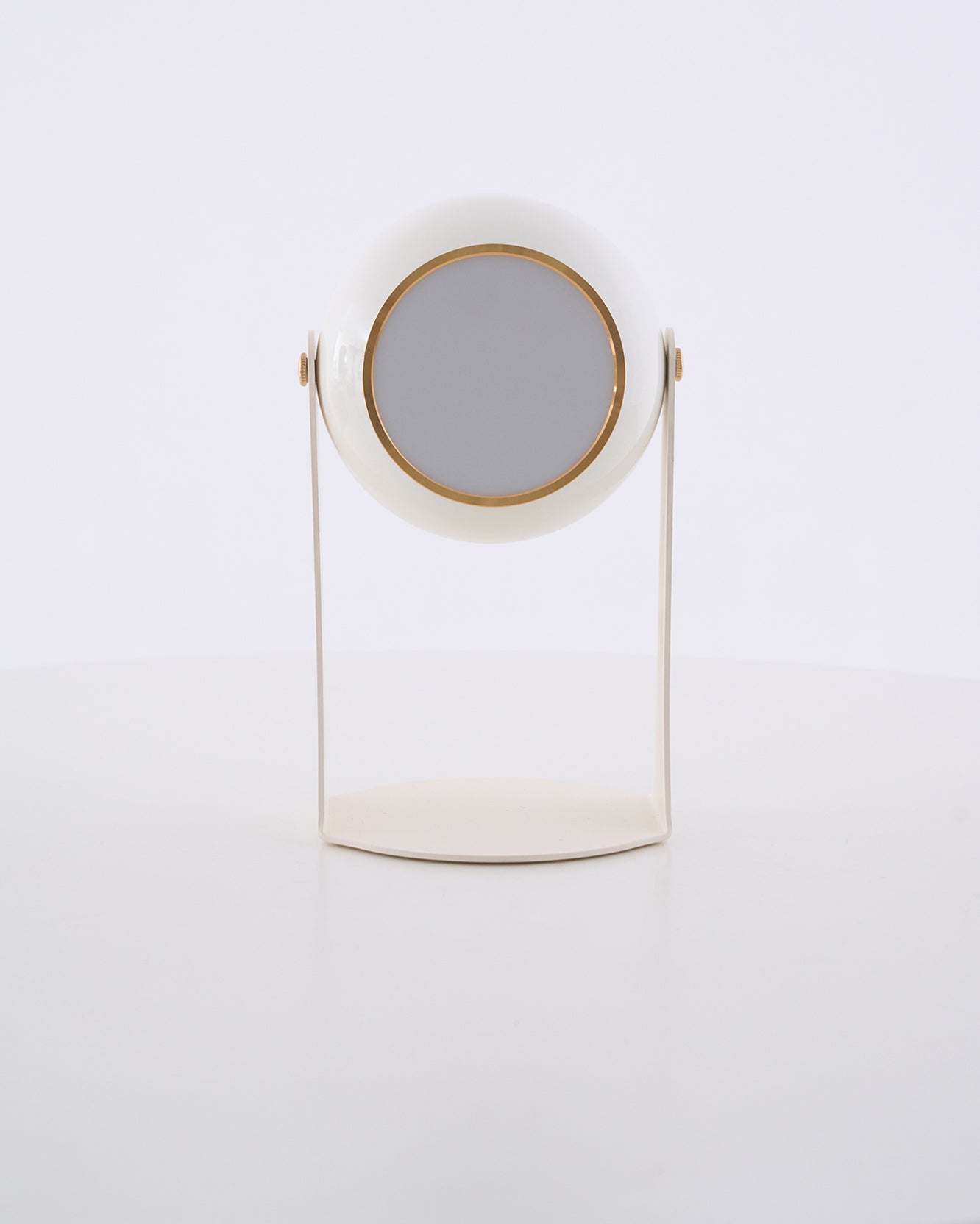 Svejk Table Lamp - Blowlighting