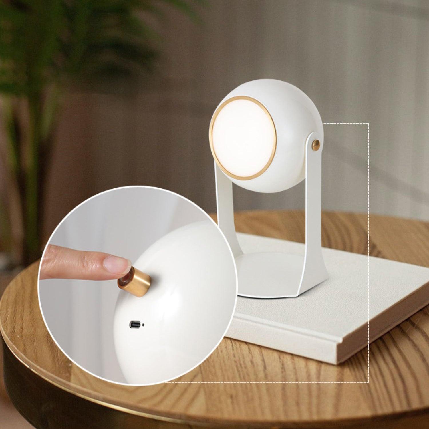 Svejk Table Lamp - Blowlighting