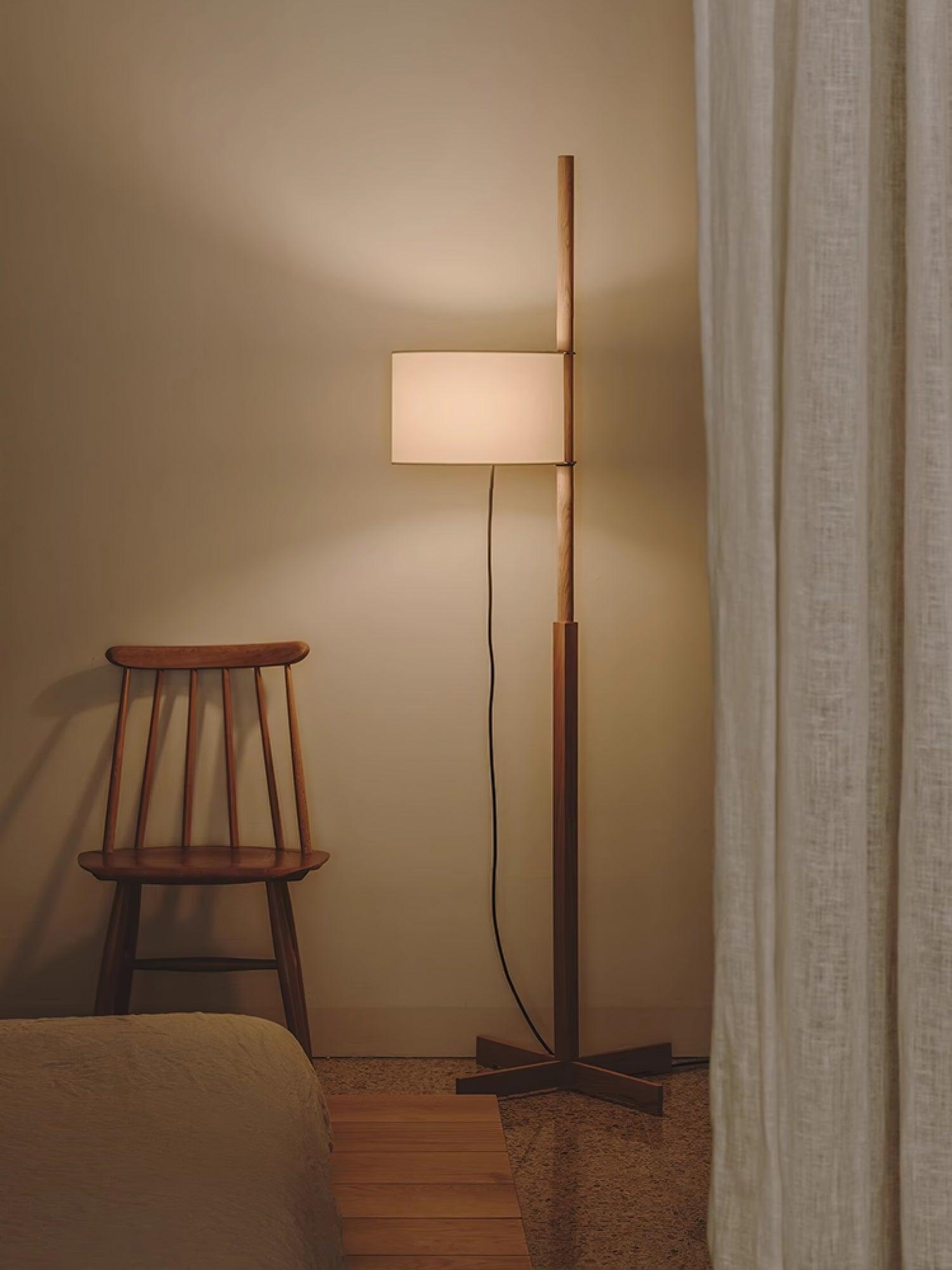 Svelte Silhouette Floor Lamp - Blowlighting