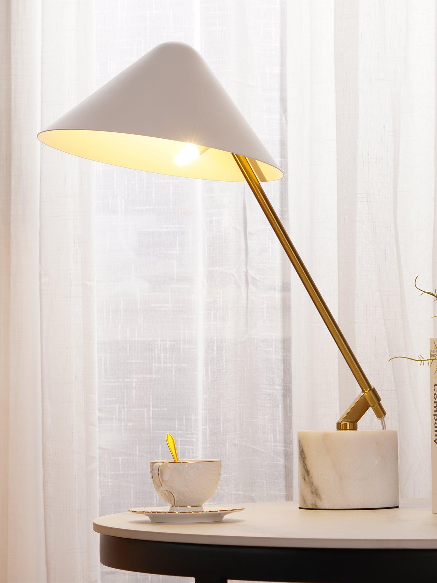 Small Hat Table Lamp - Blowlighting