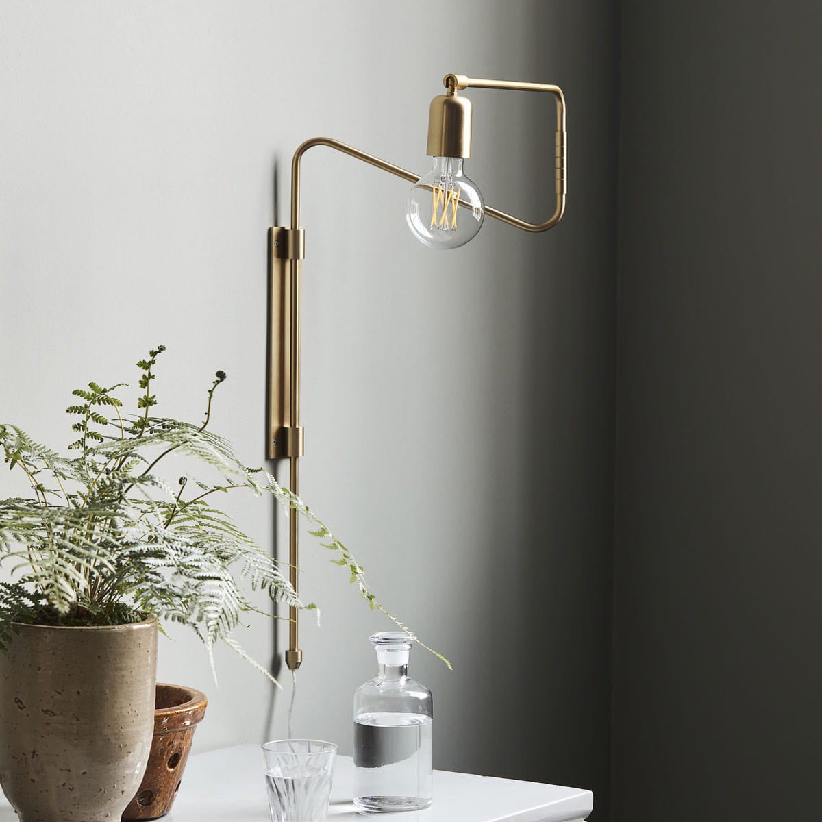 Swing Wall Lamp - Blowlighting