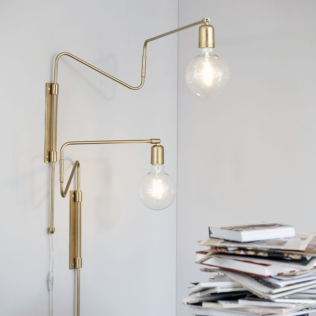 Swing Wall Lamp - Blowlighting