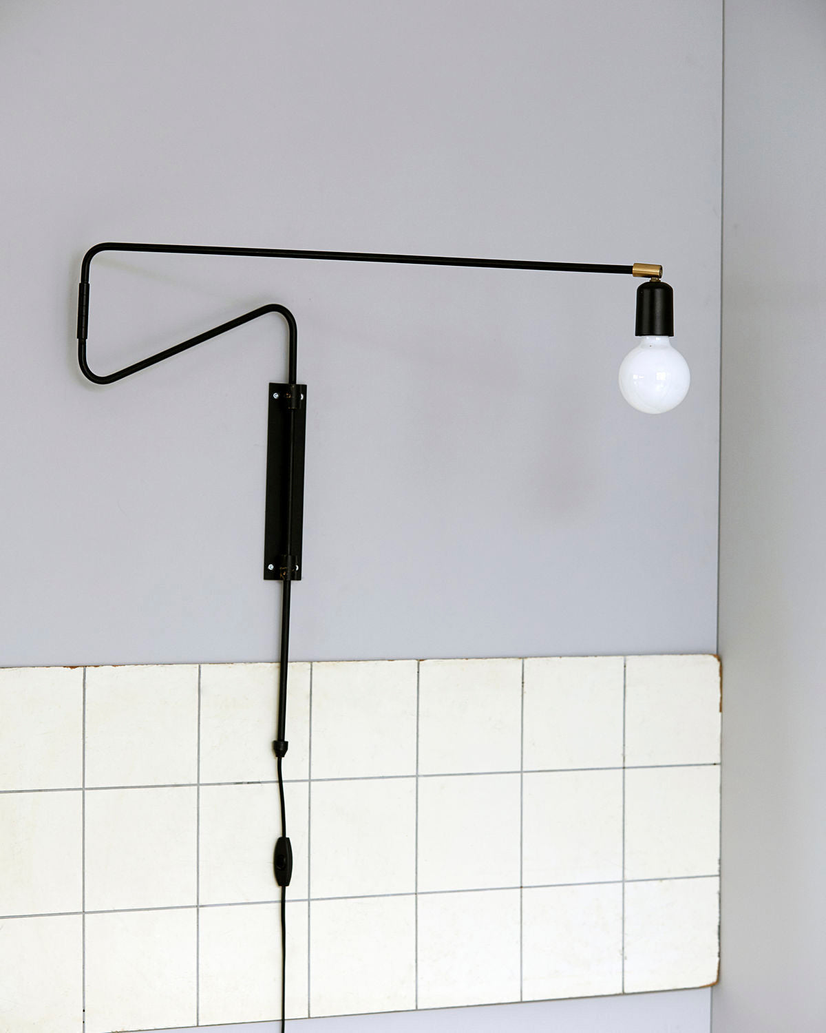 Swing Wall Lamp - Blowlighting