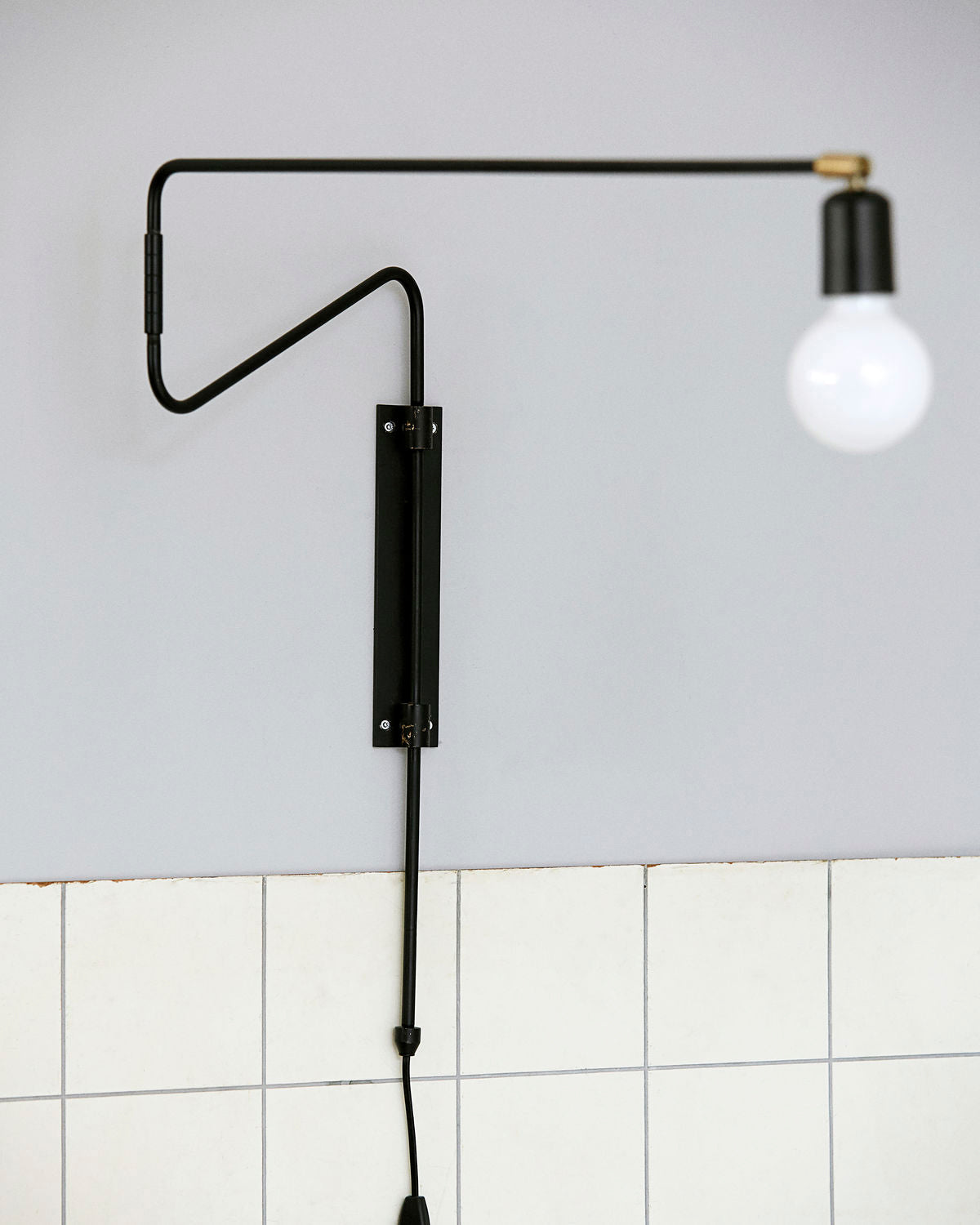 Swing Wall Lamp - Blowlighting
