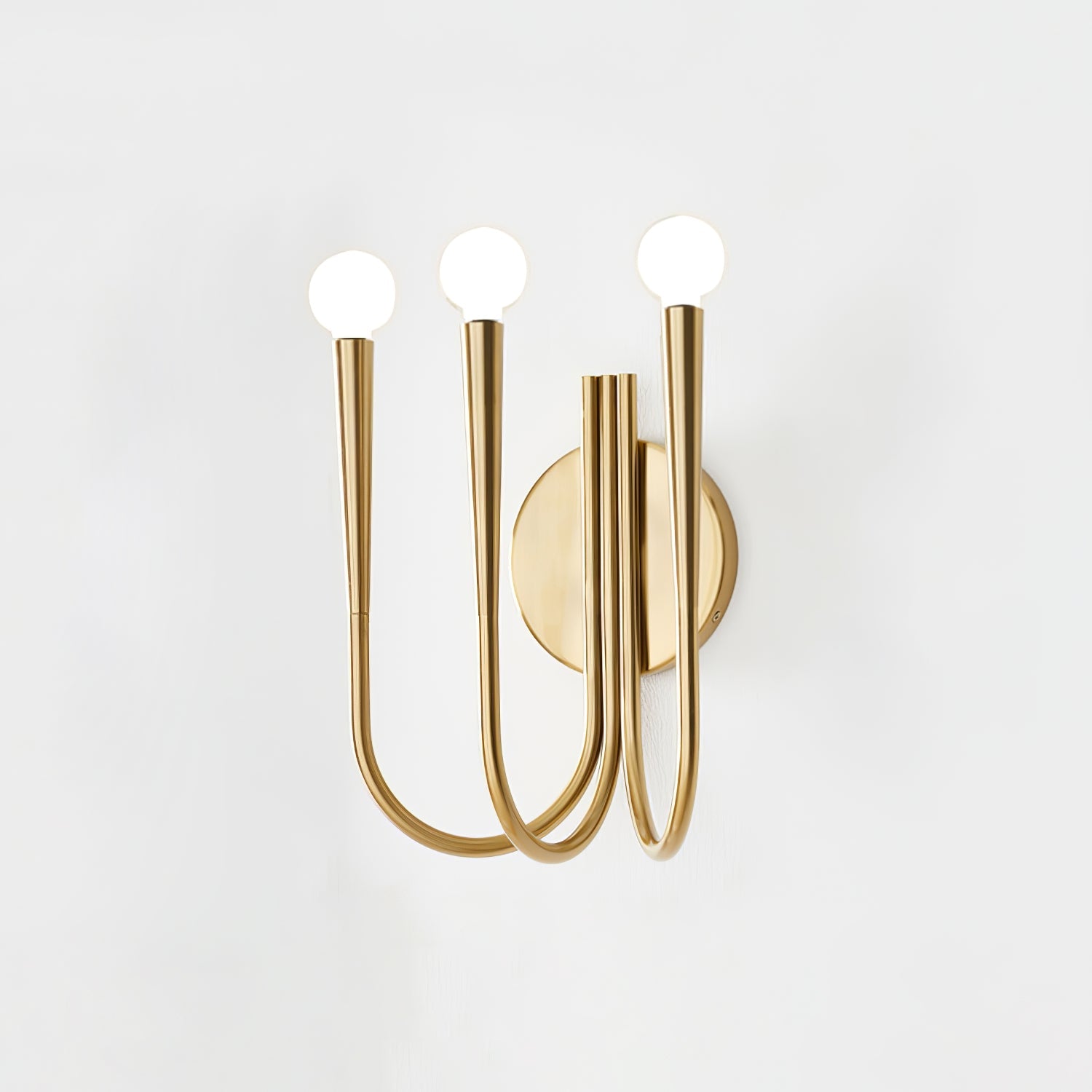 Swoop Arm Wall Lamp - Blowlighting