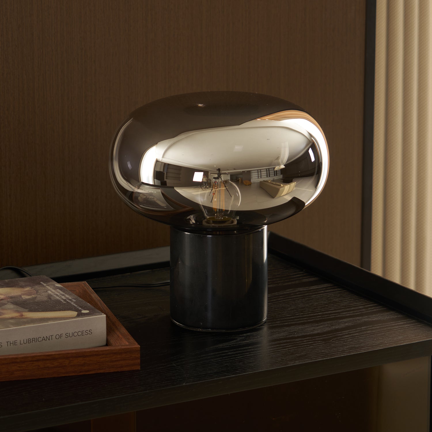 Sylvaine Table Lamp - Blowlighting