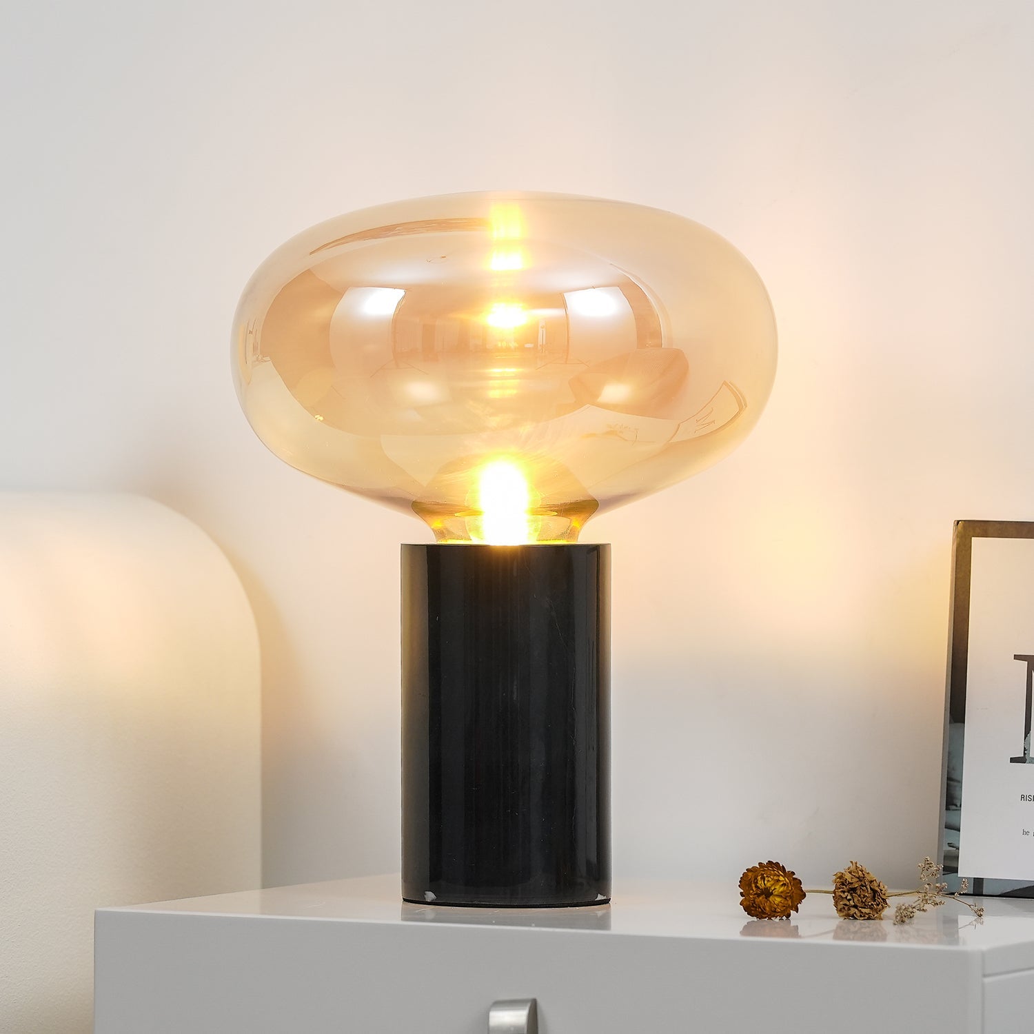 Sylvaine Table Lamp - Blowlighting