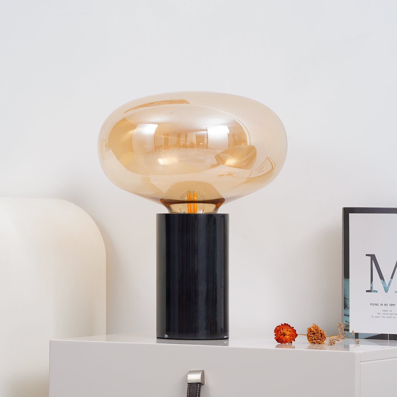 Sylvaine Table Lamp - Blowlighting