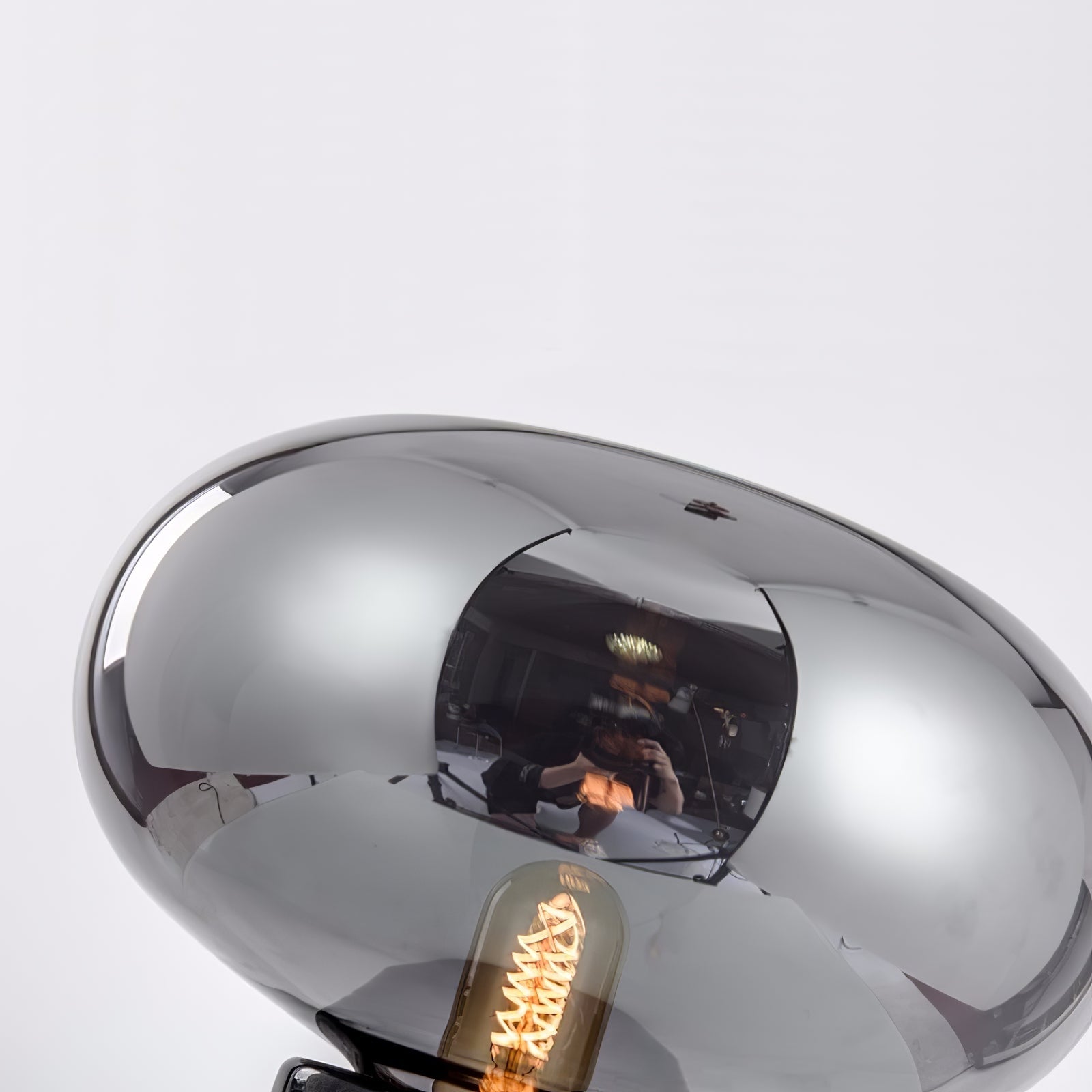 Sylvaine Table Lamp - Blowlighting