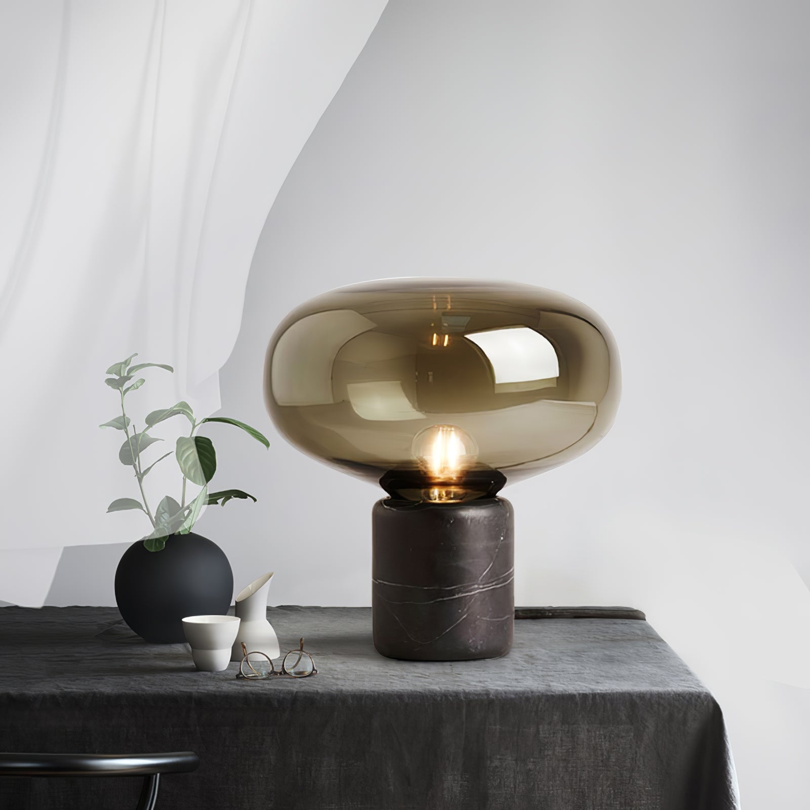Sylvaine Table Lamp - Blowlighting