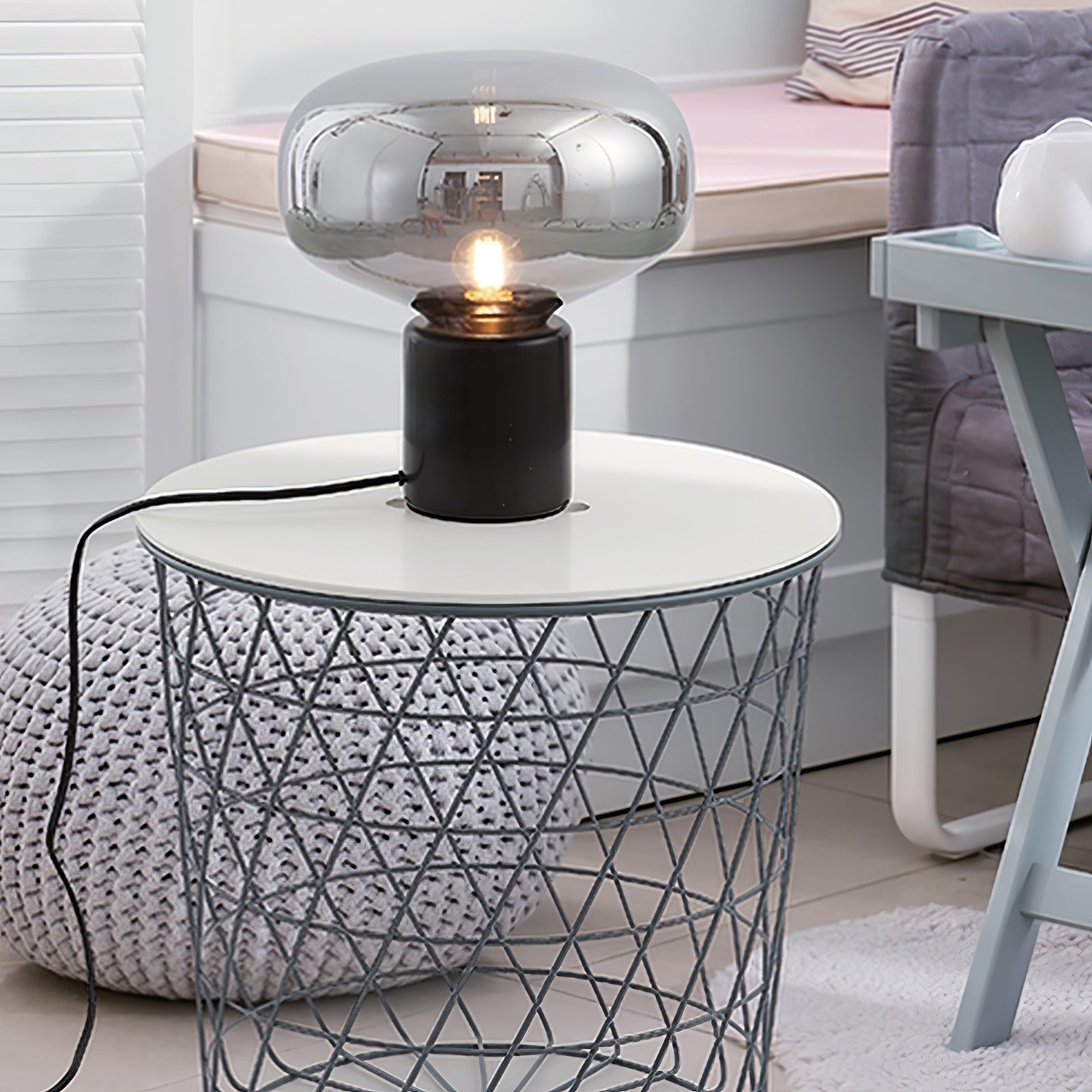 Sylvaine Table Lamp - Blowlighting