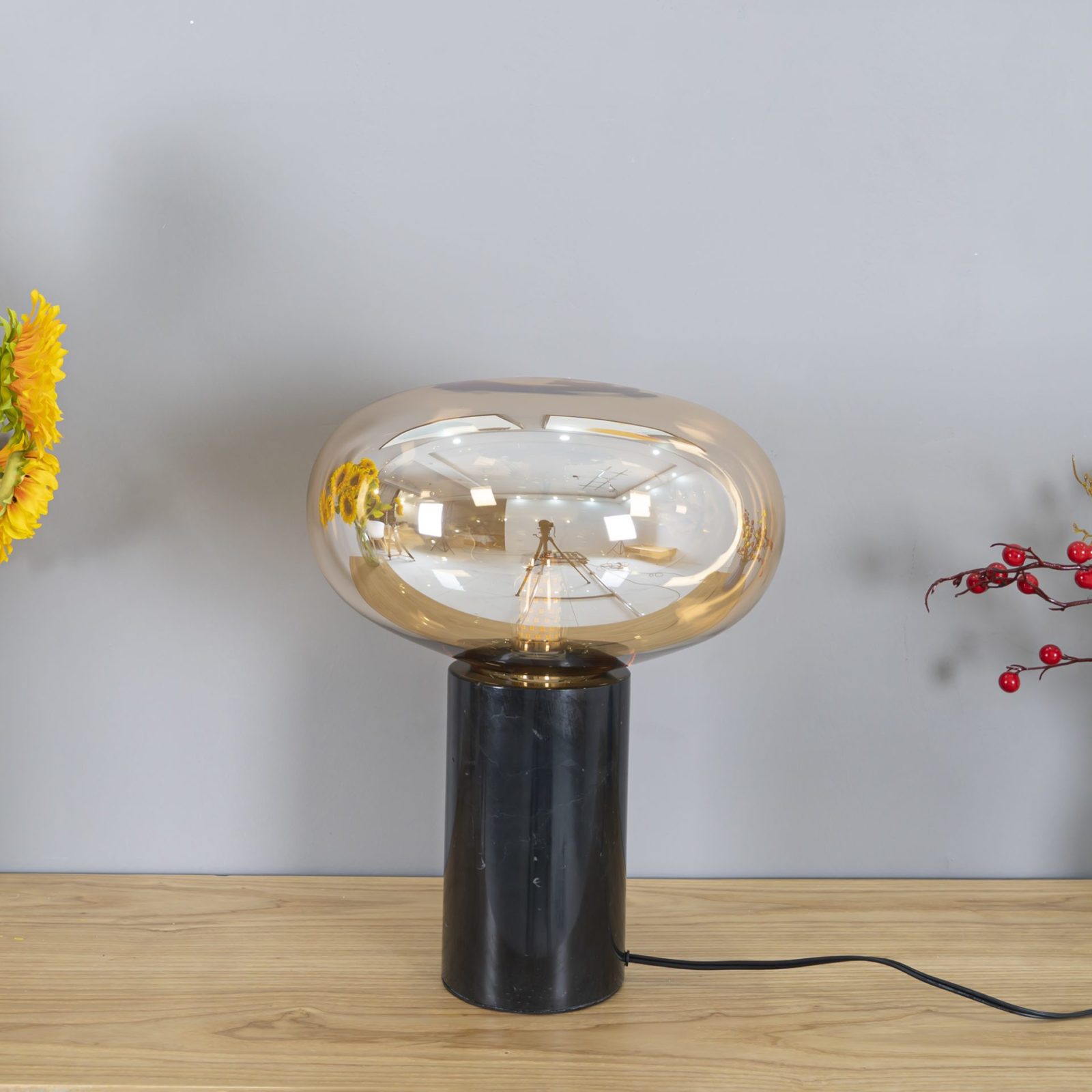 Sylvaine Table Lamp - Blowlighting