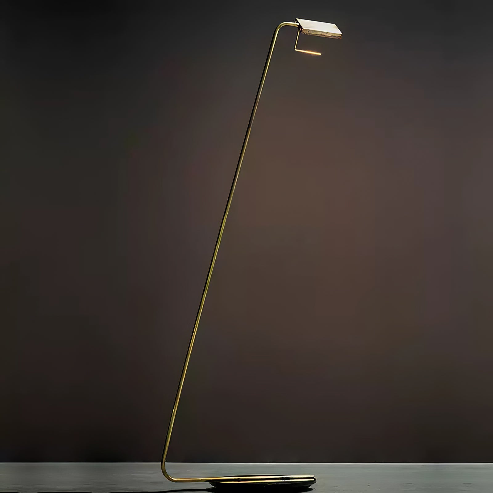Sylvia Floor Lamp - Blowlighting