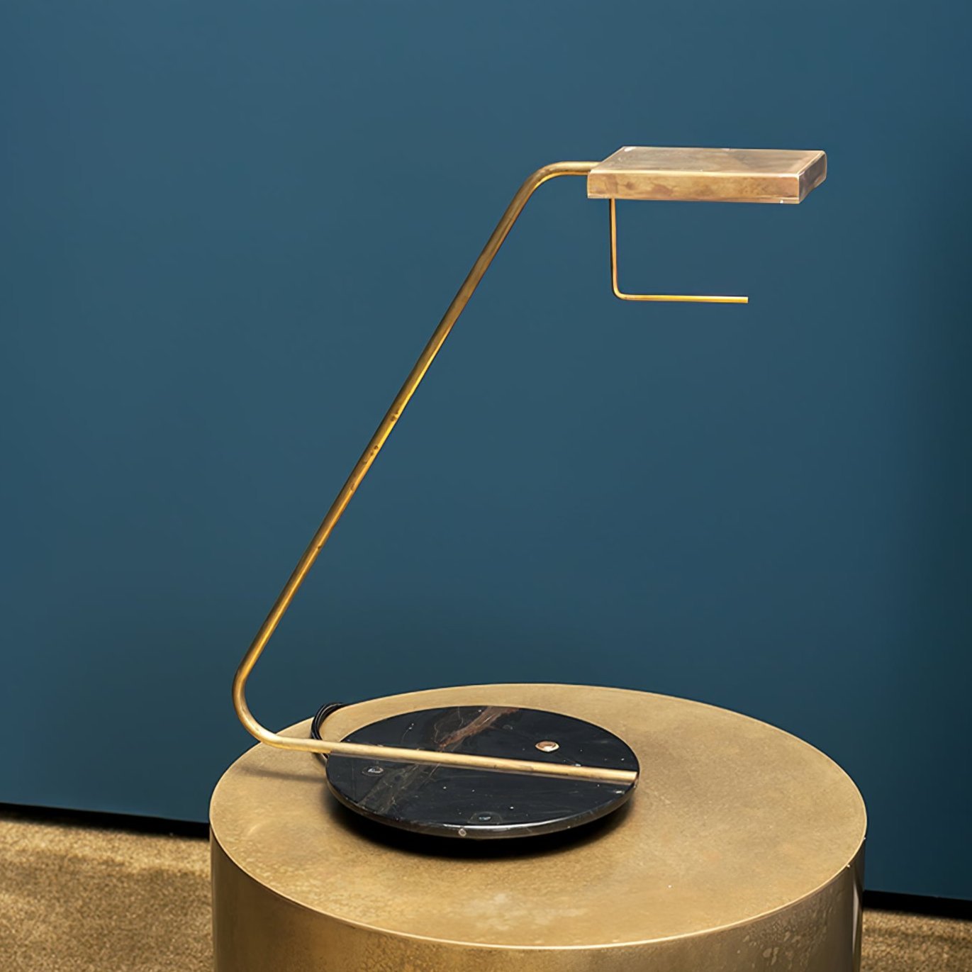 Sylvia Floor Lamp - Blowlighting