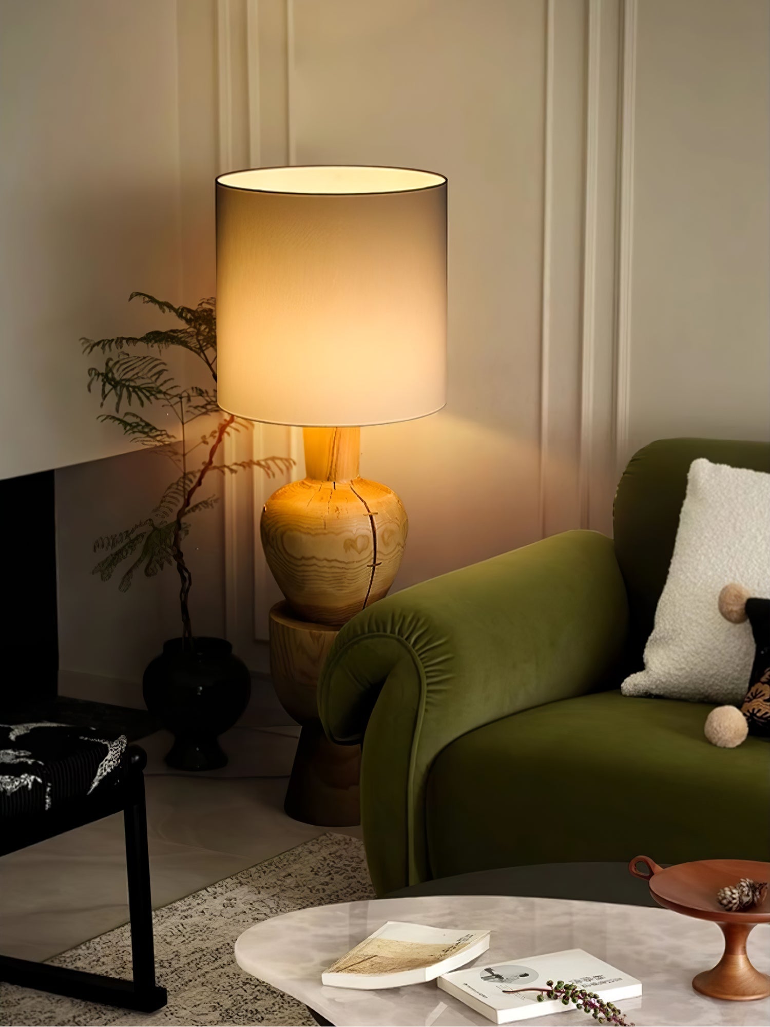 Ulvinir Wooden Table Lamp - Blowlighting