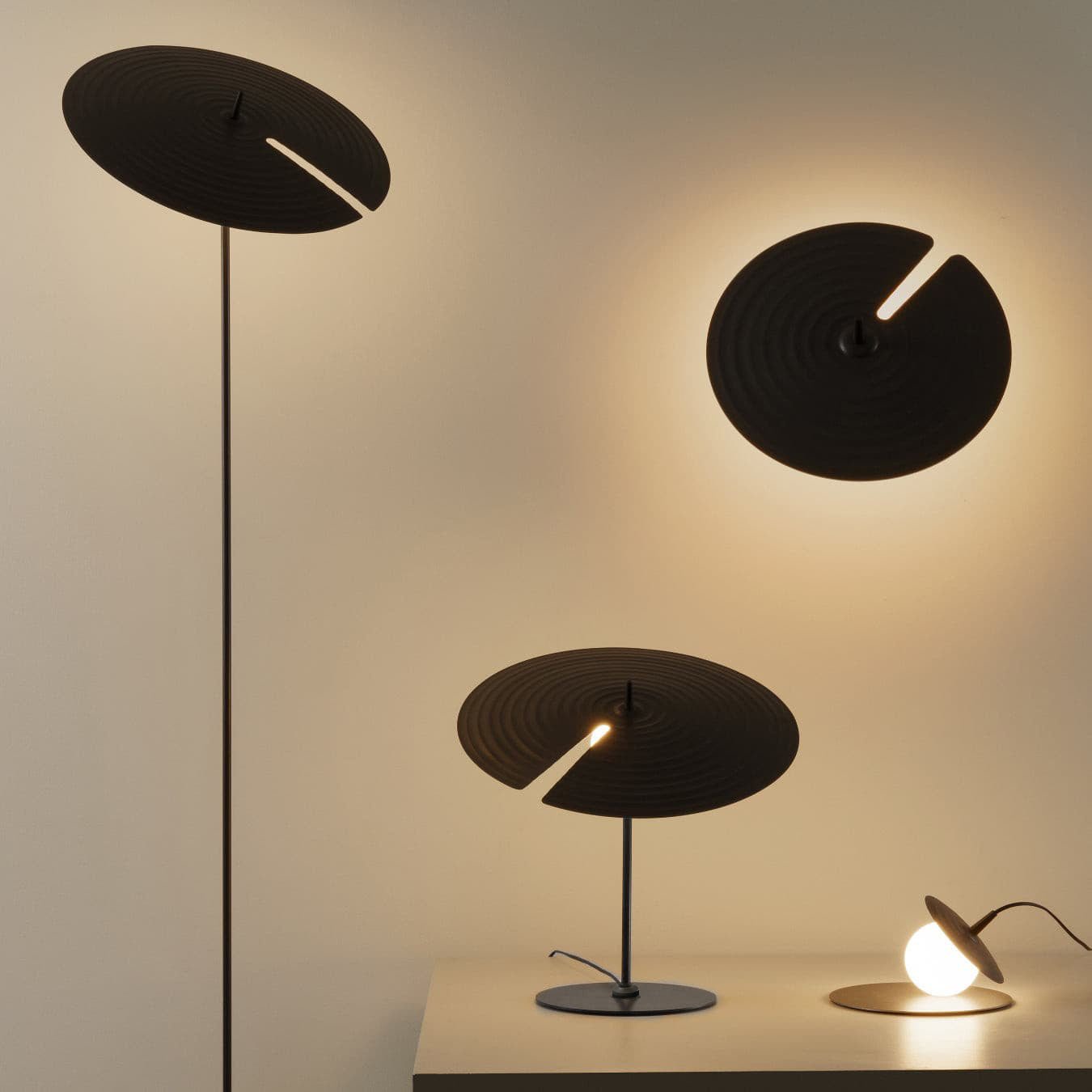 Symphony Floor Lamp - Blowlighting