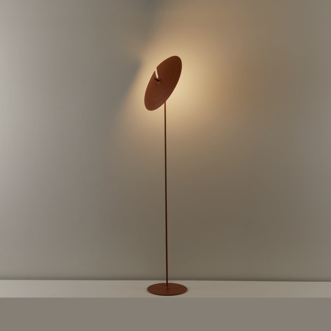 Symphony Floor Lamp - Blowlighting