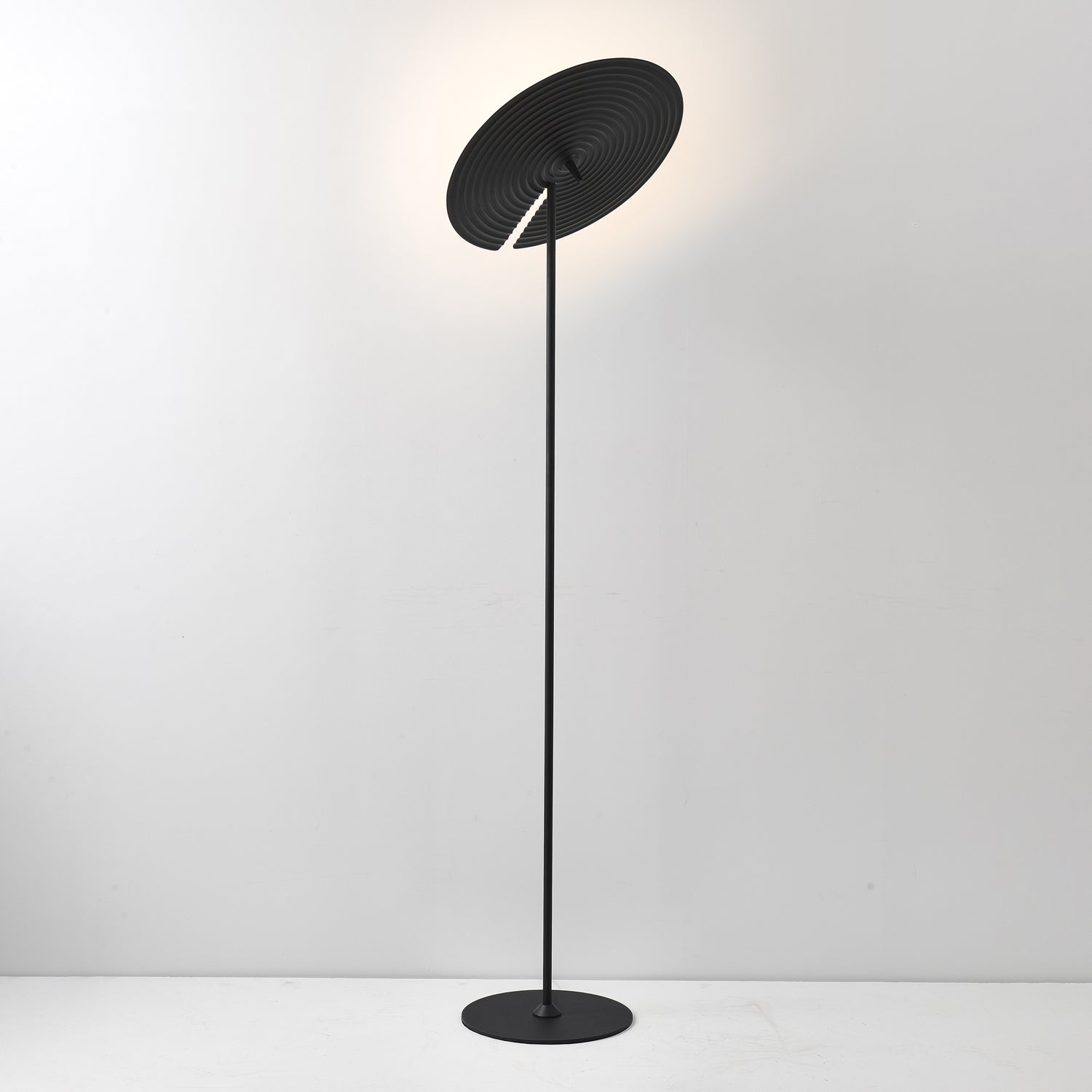 Symphony Floor Lamp - Blowlighting