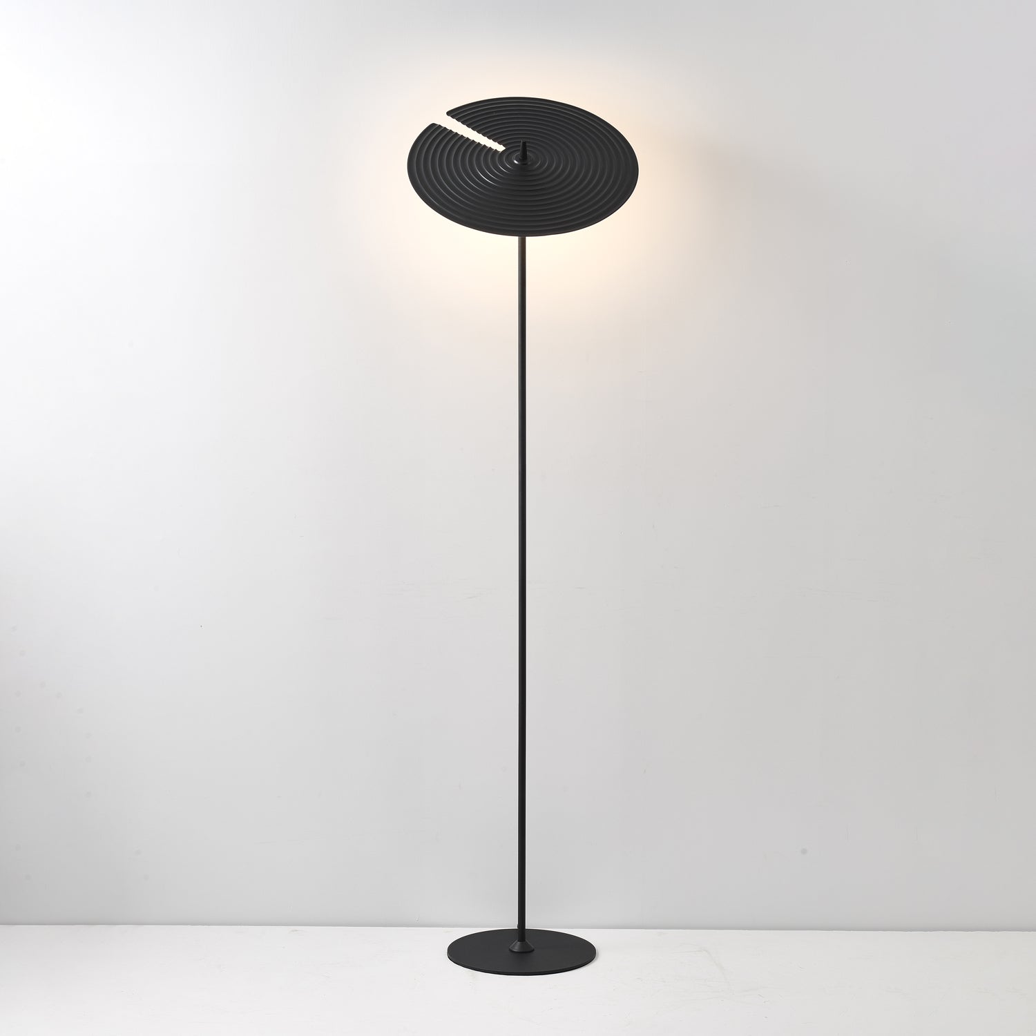 Symphony Floor Lamp - Blowlighting