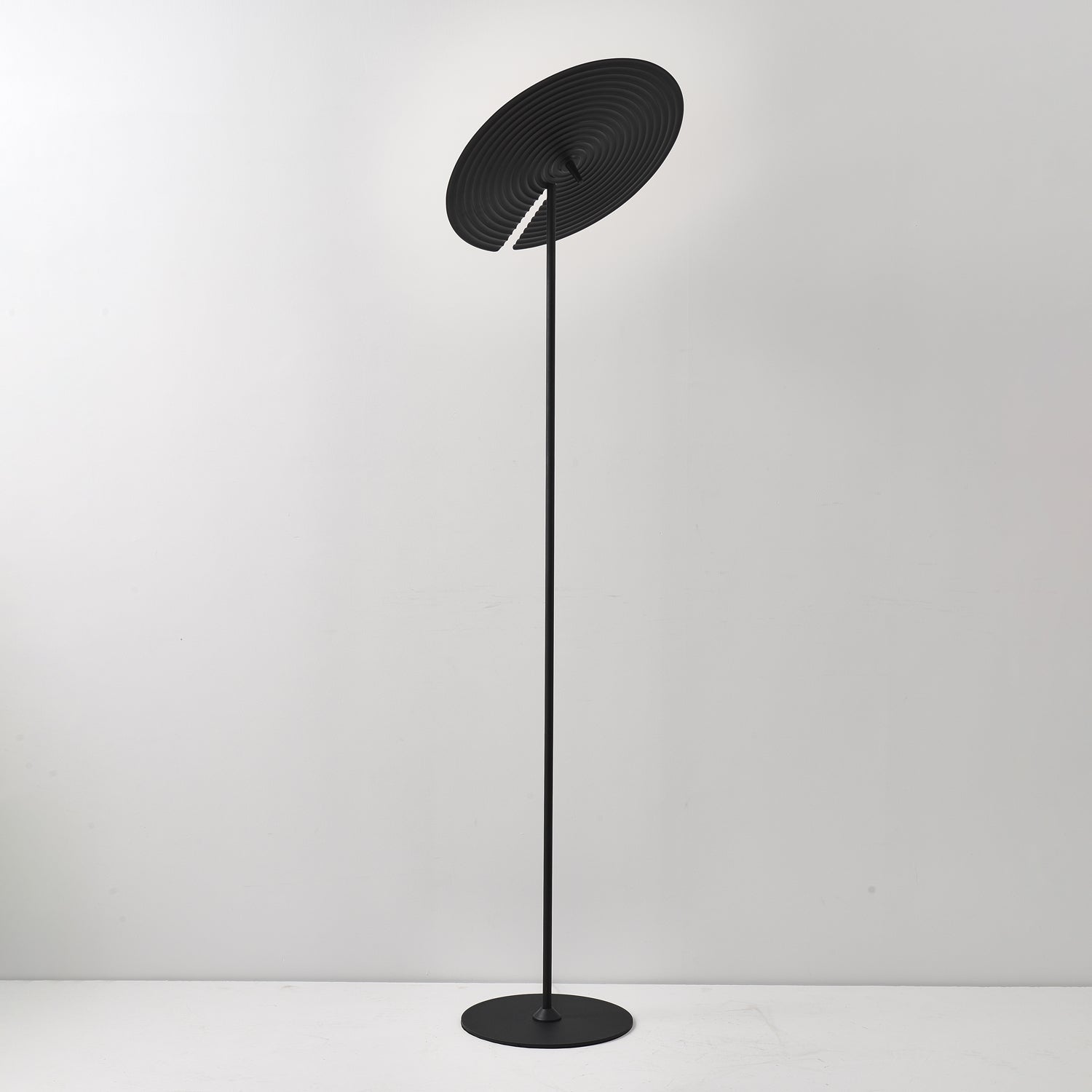 Symphony Floor Lamp - Blowlighting