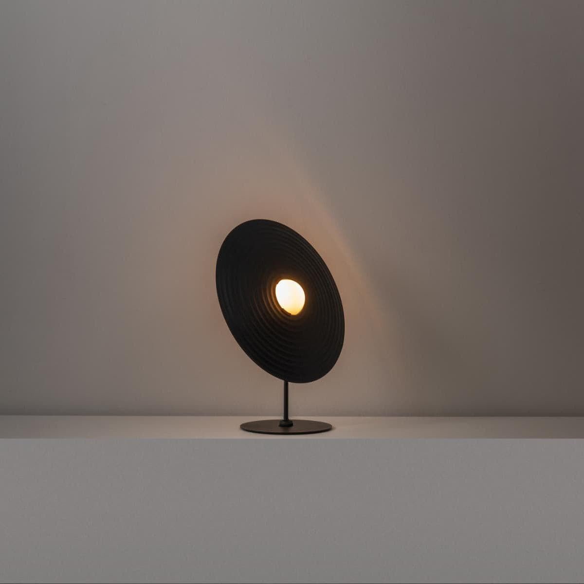 Symphony Table Lamp - Blowlighting