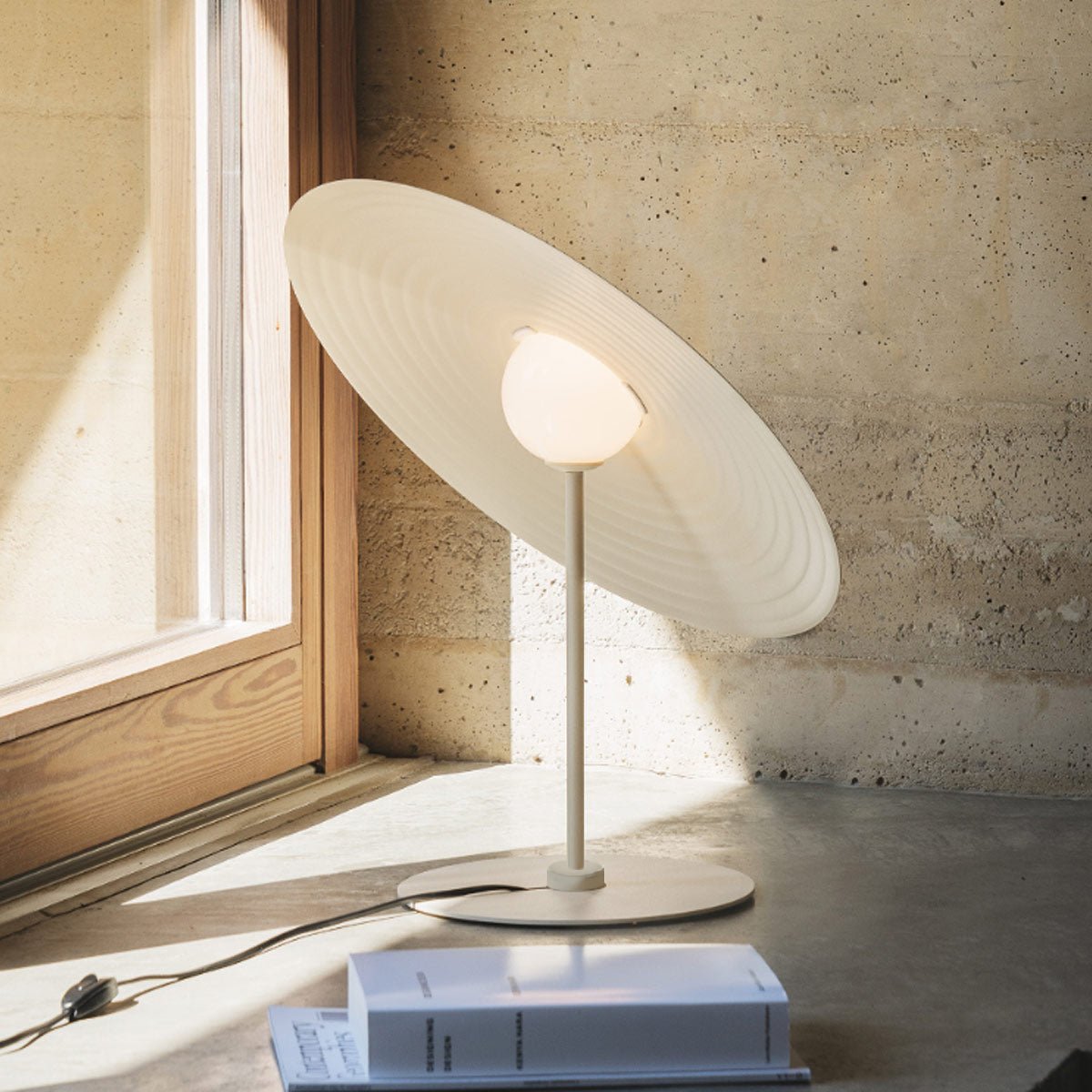 Symphony Table Lamp - Blowlighting