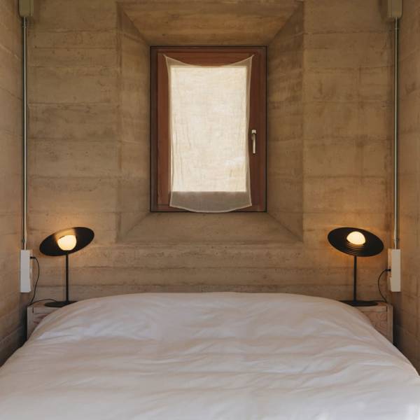 Symphony Table Lamp - Blowlighting