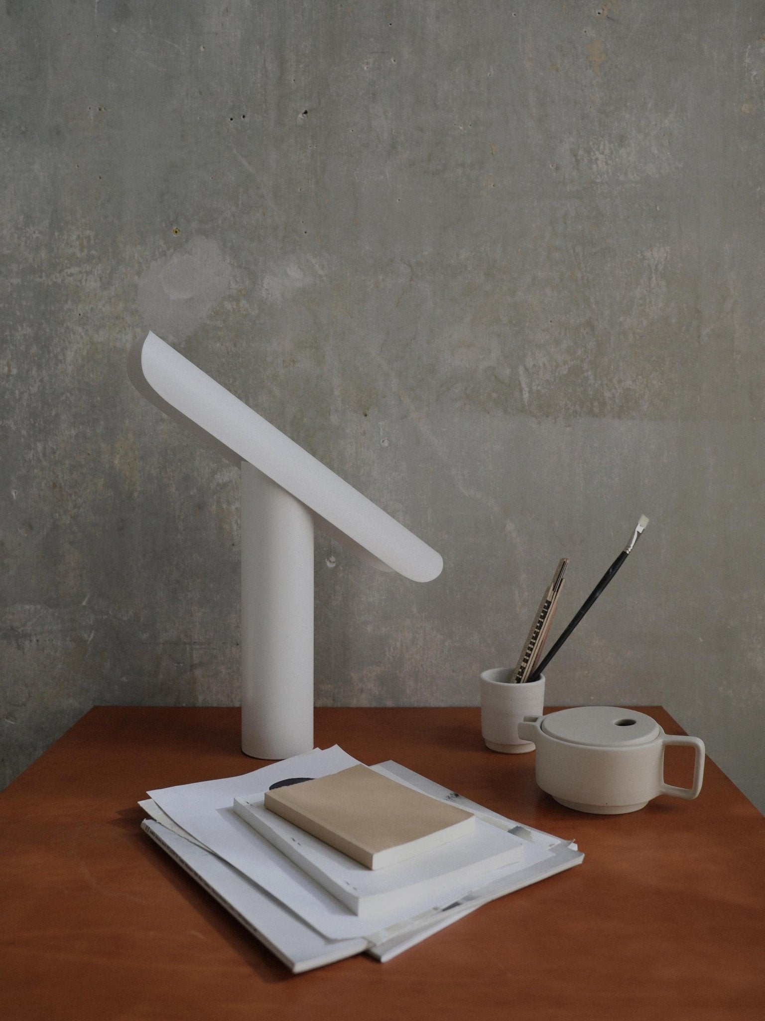 T-Table Lamp - Blowlighting