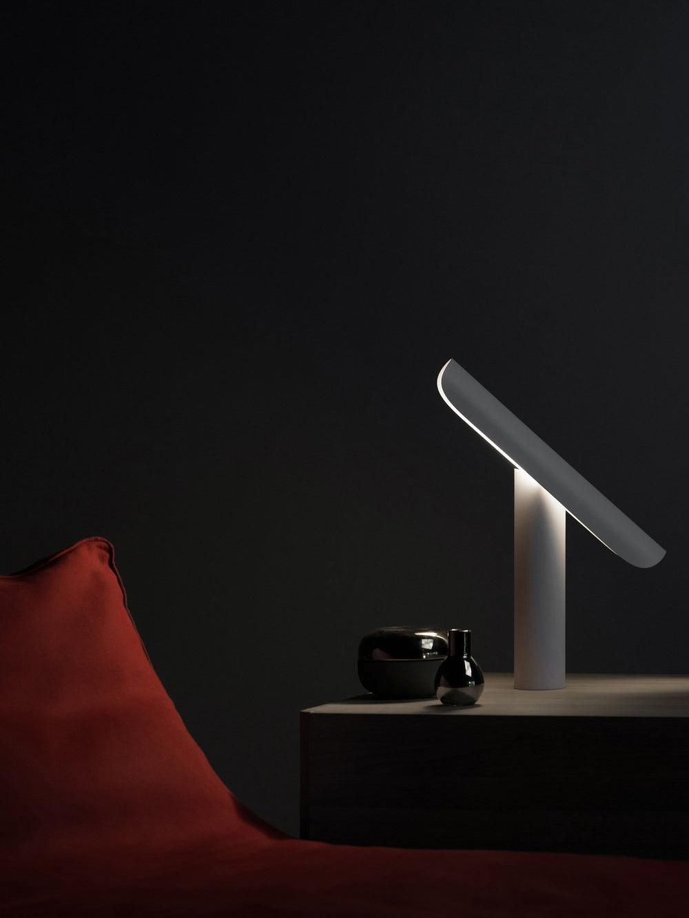 T-Table Lamp - Blowlighting
