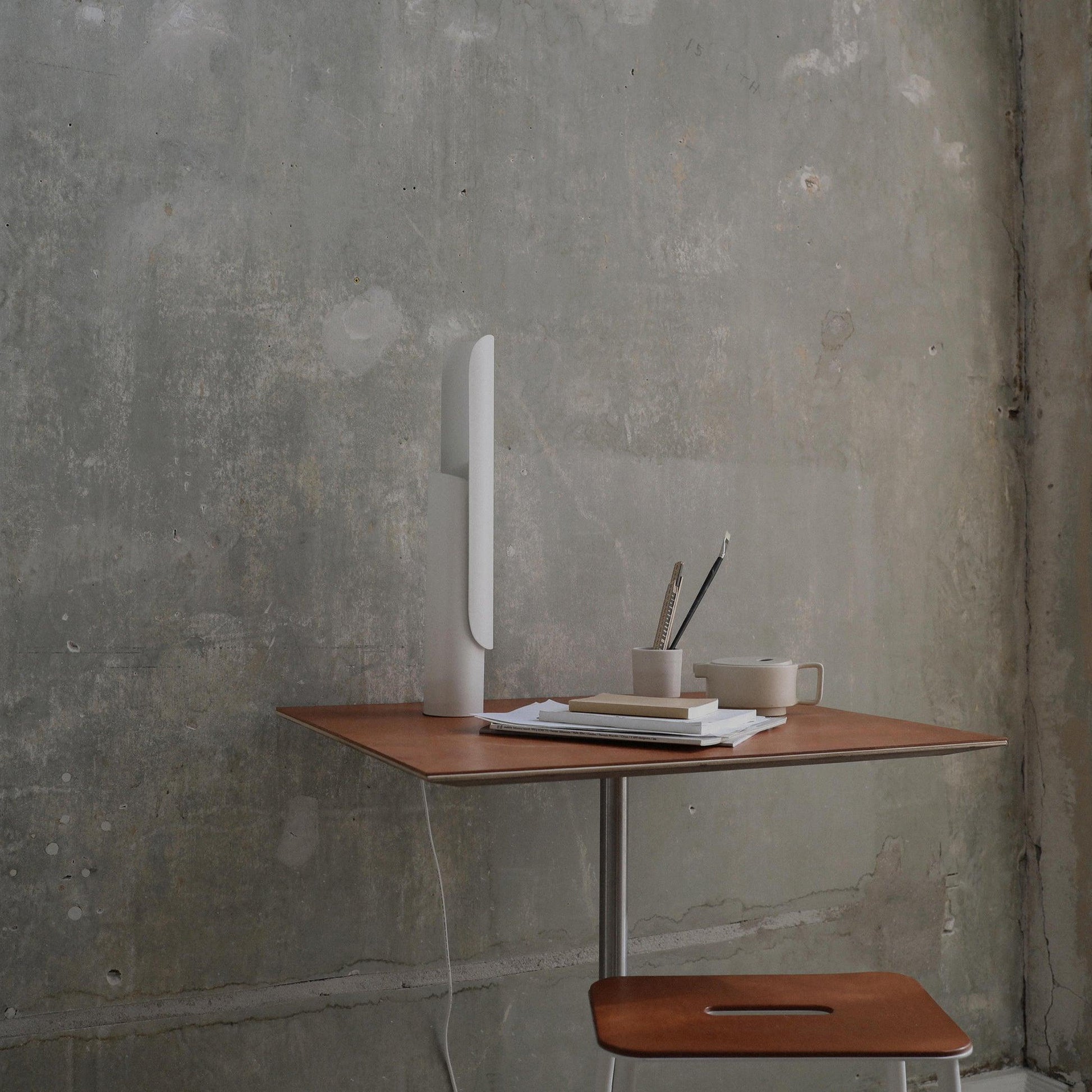 T-Table Lamp - Blowlighting