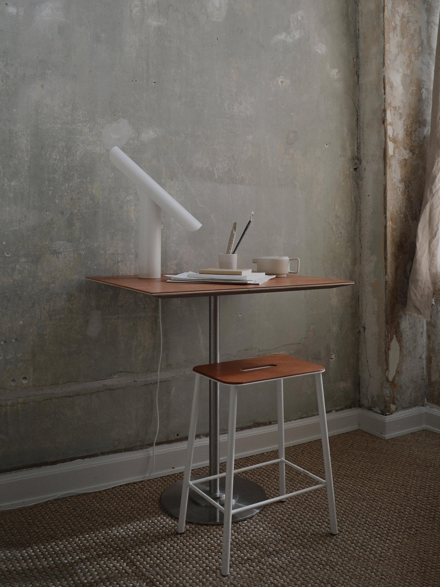 T-Table Lamp - Blowlighting