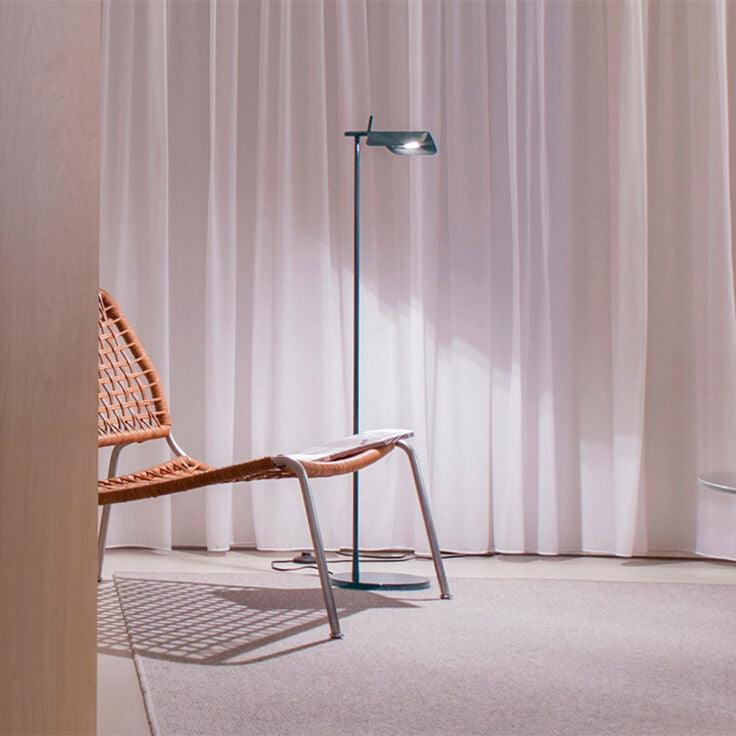 Pivot Ease Floor Lamp - Blowlighting