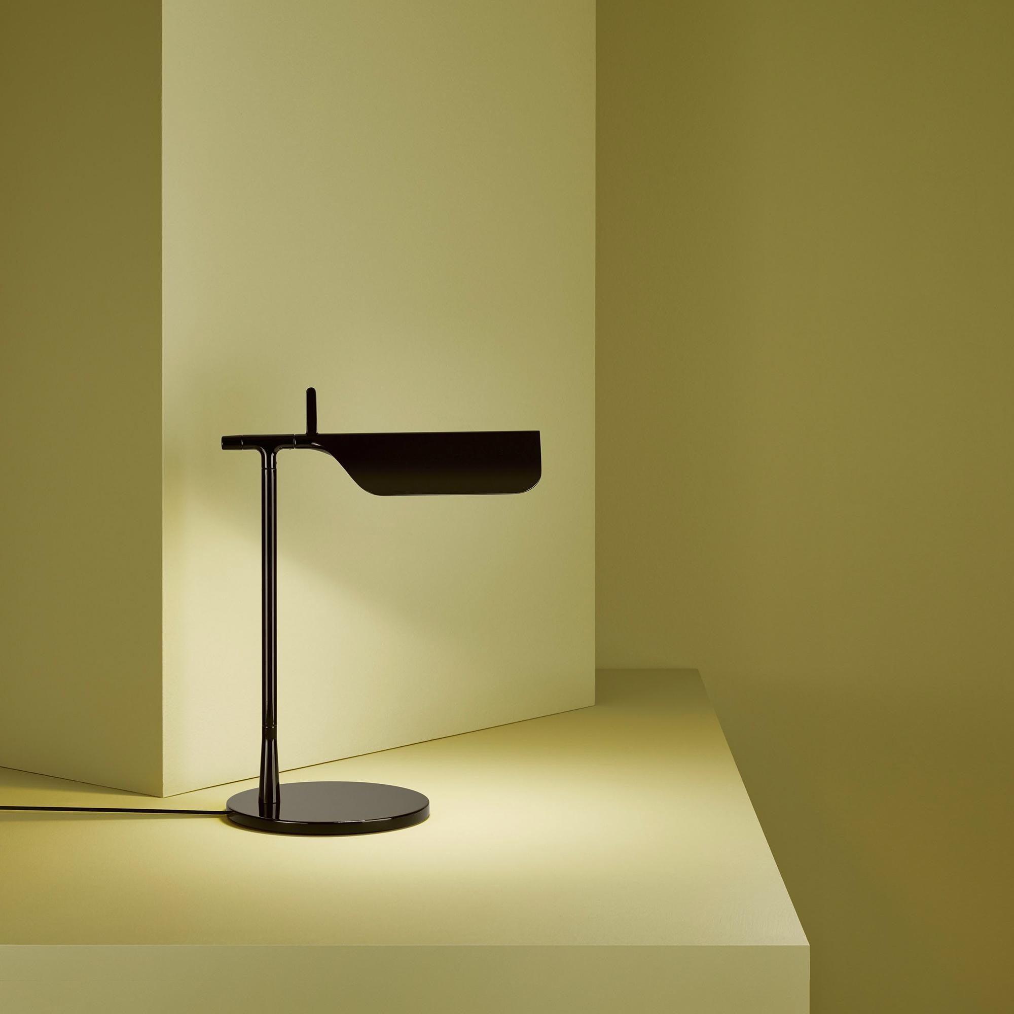 Pivot Ease Table Lamp - Blowlighting