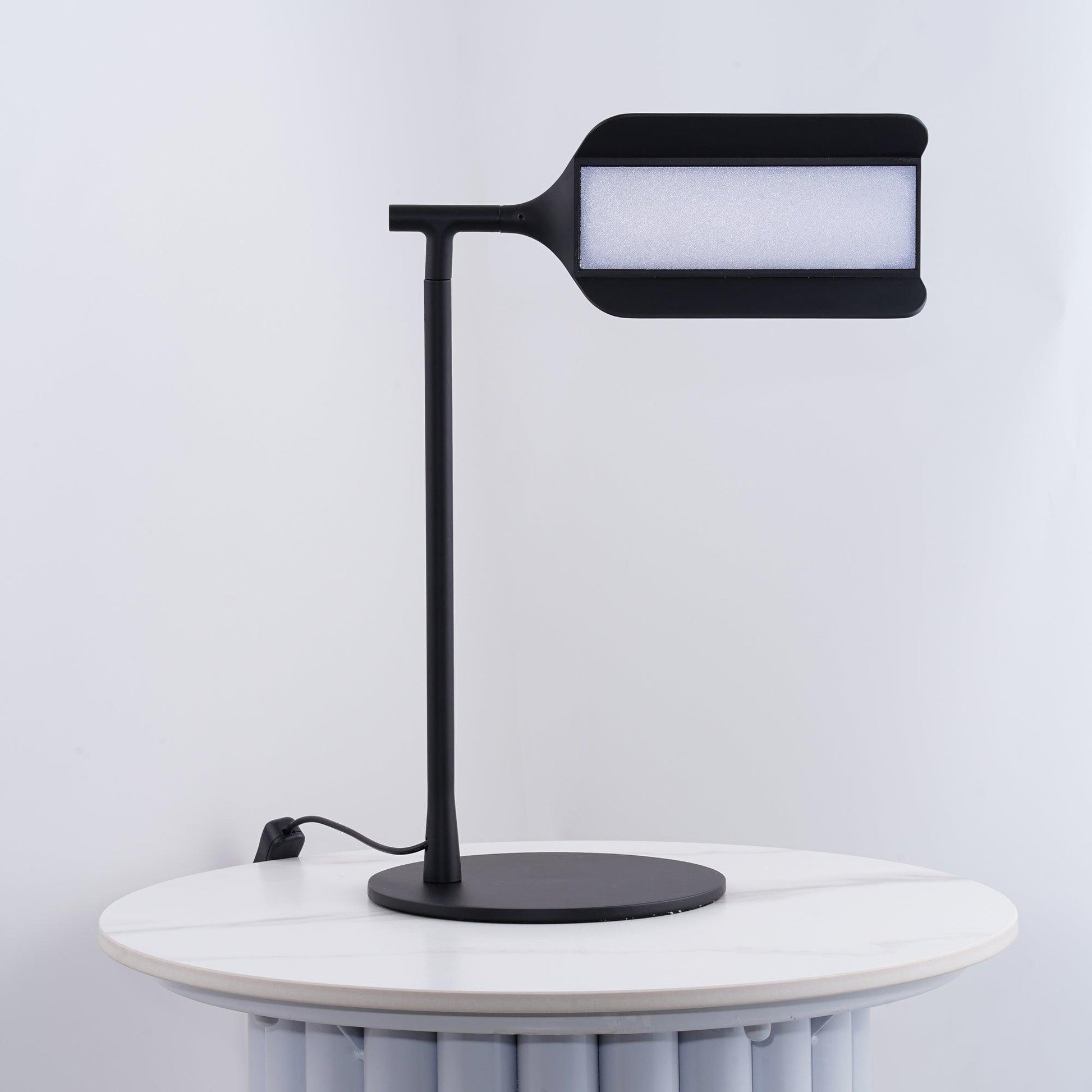 Pivot Ease Table Lamp - Blowlighting