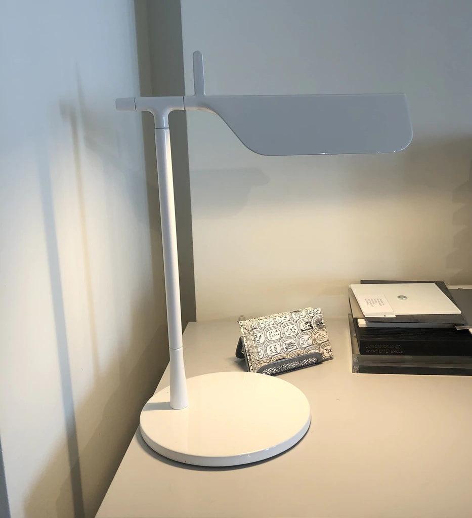 Pivot Ease Table Lamp - Blowlighting
