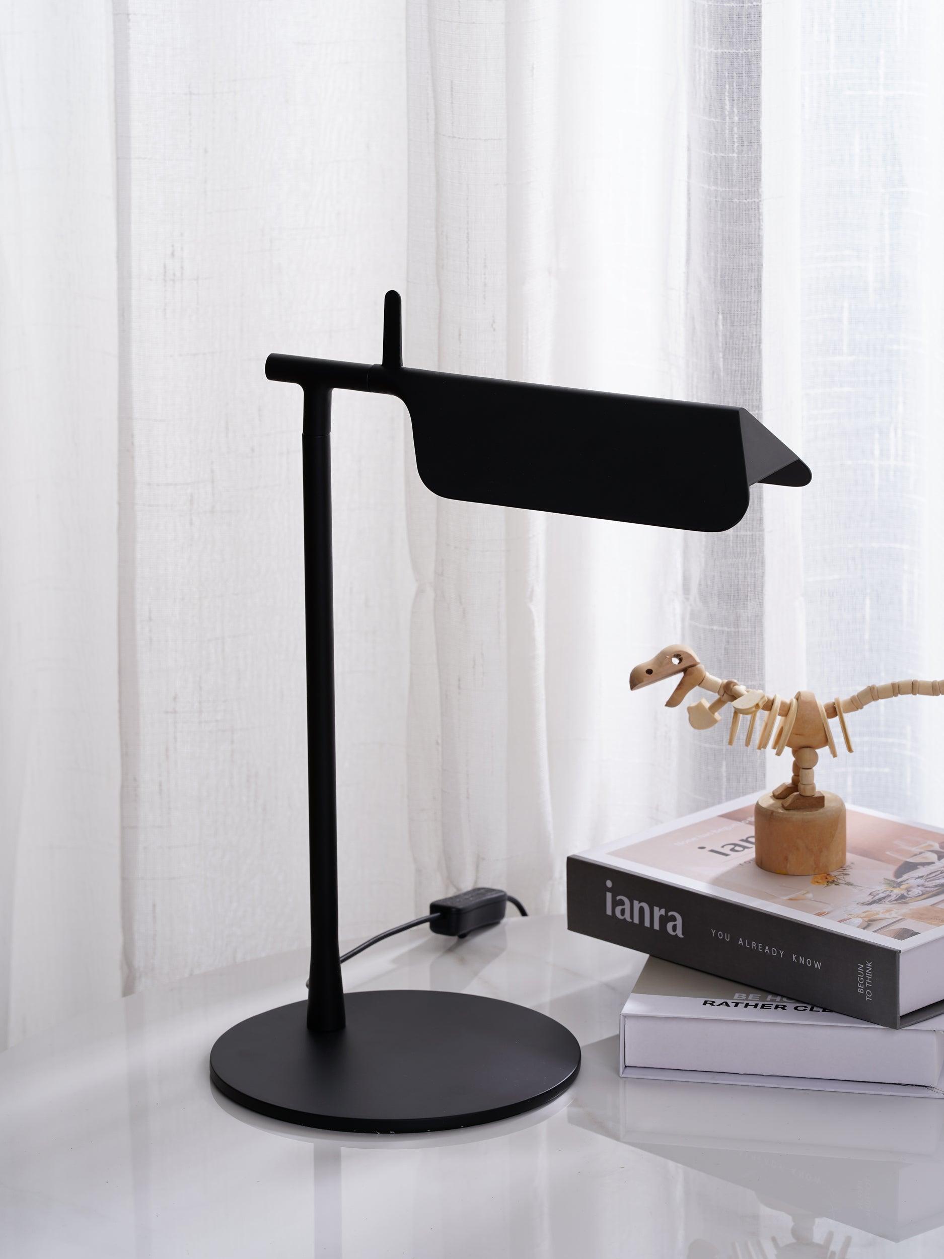 Pivot Ease Table Lamp - Blowlighting
