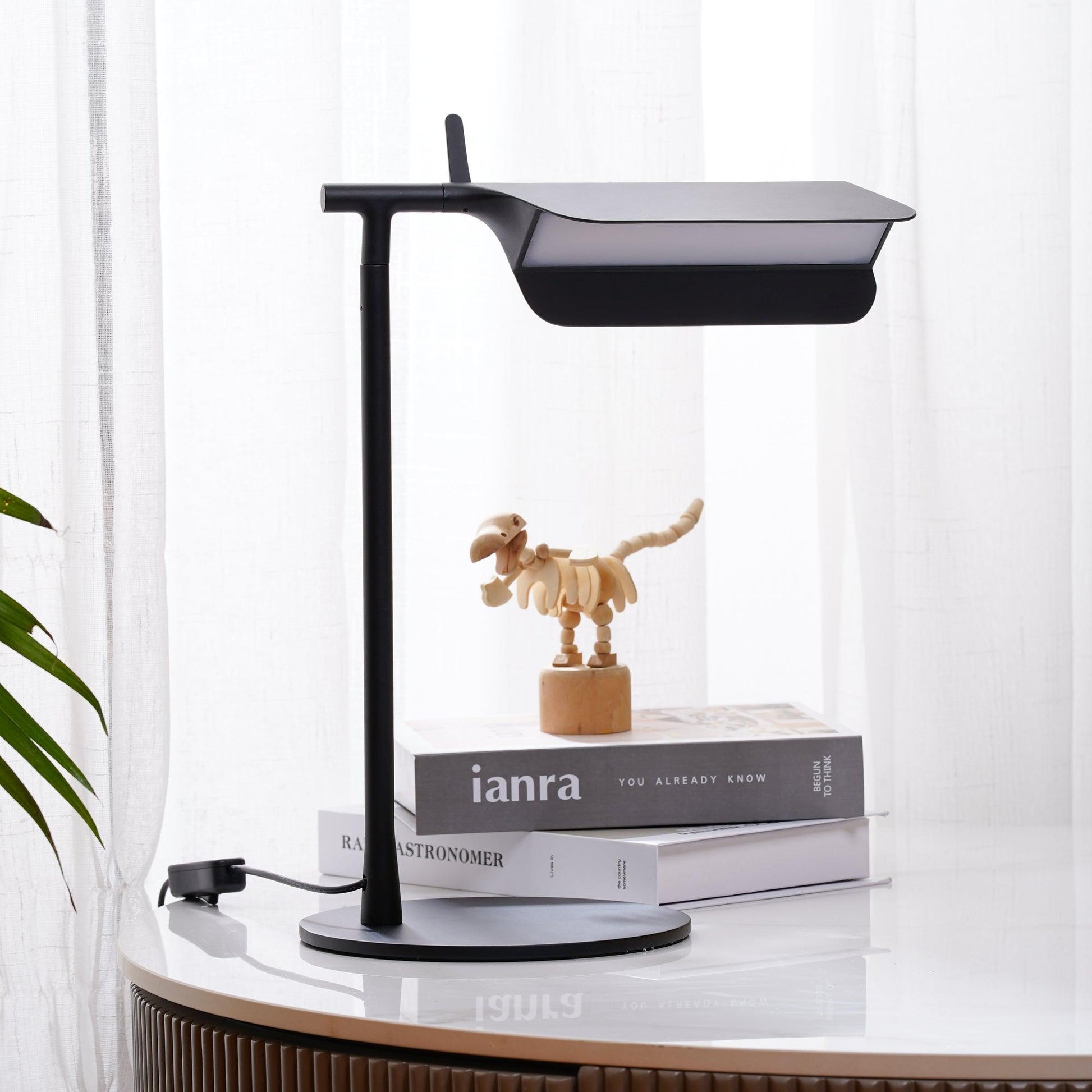 Pivot Ease Table Lamp - Blowlighting